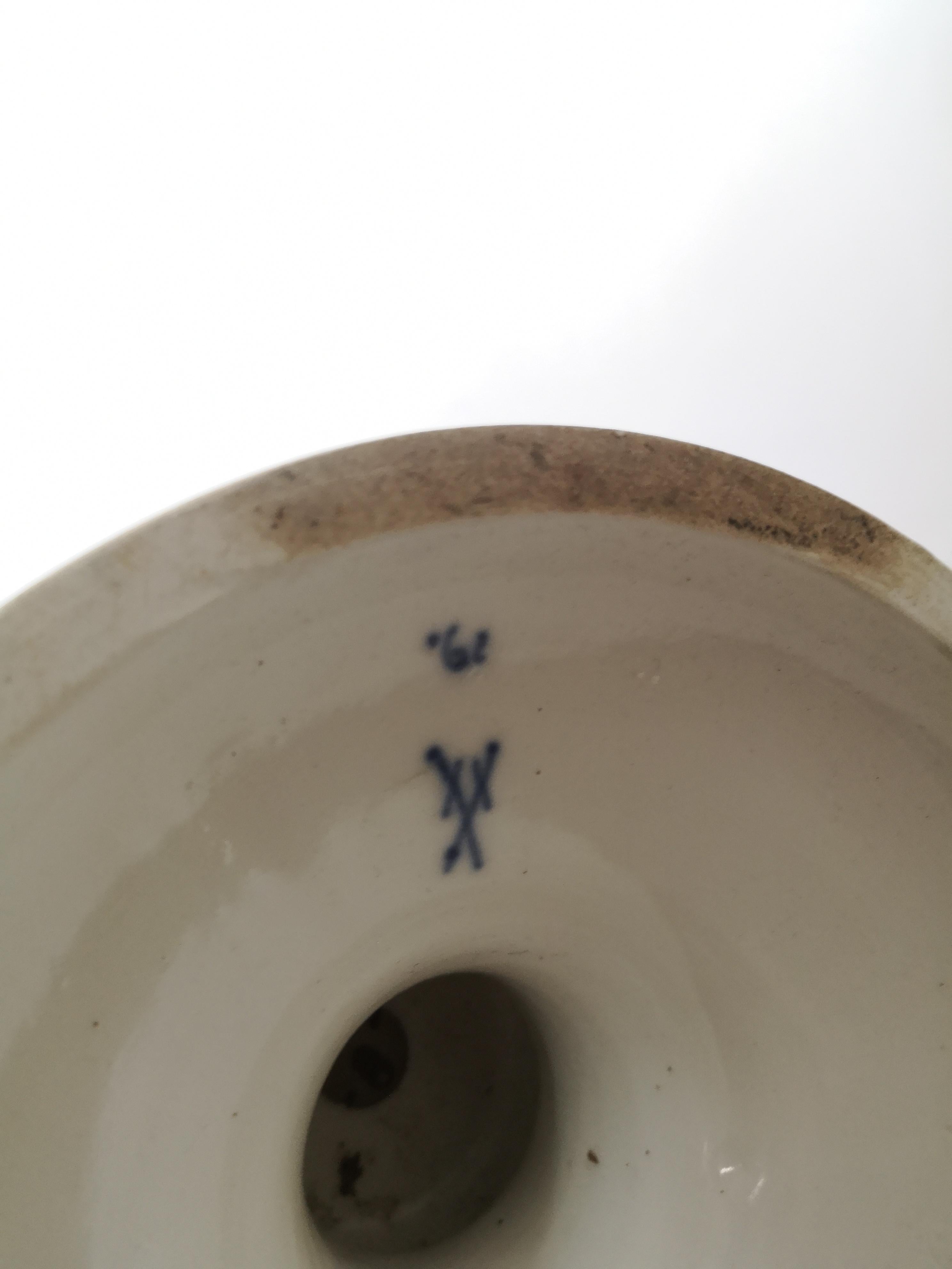 Pair of Large 19th Century Meissen Vases For Sale 8