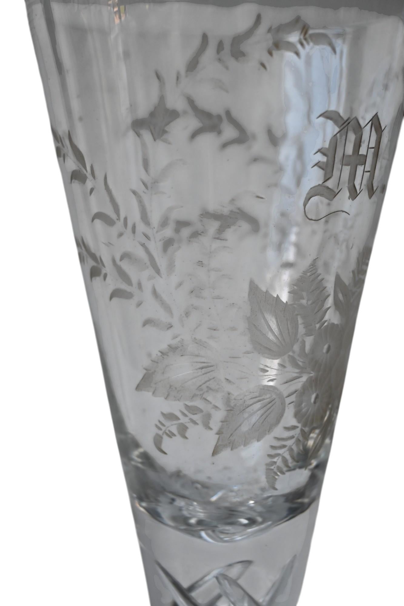 Britannique Pair Of Large (28 Cm) air twisted 19th Century Friendship/wedding Wine Glasses en vente