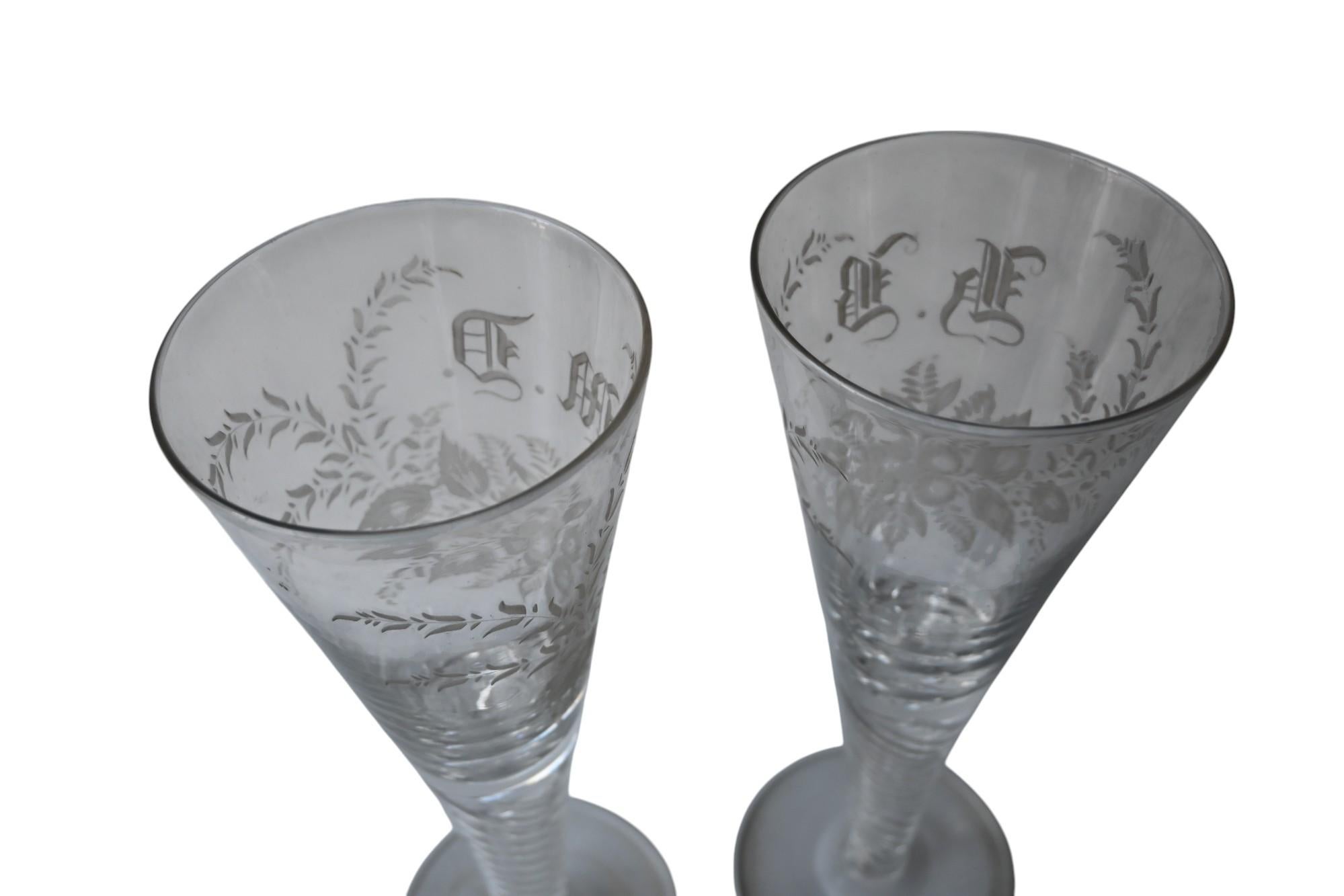 XIXe siècle Pair Of Large (28 Cm) air twisted 19th Century Friendship/wedding Wine Glasses en vente