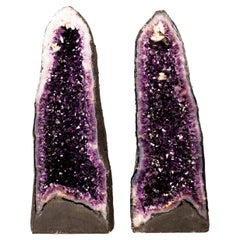 Pareja de grandes geodas de amatista morada oscura de grado AAA