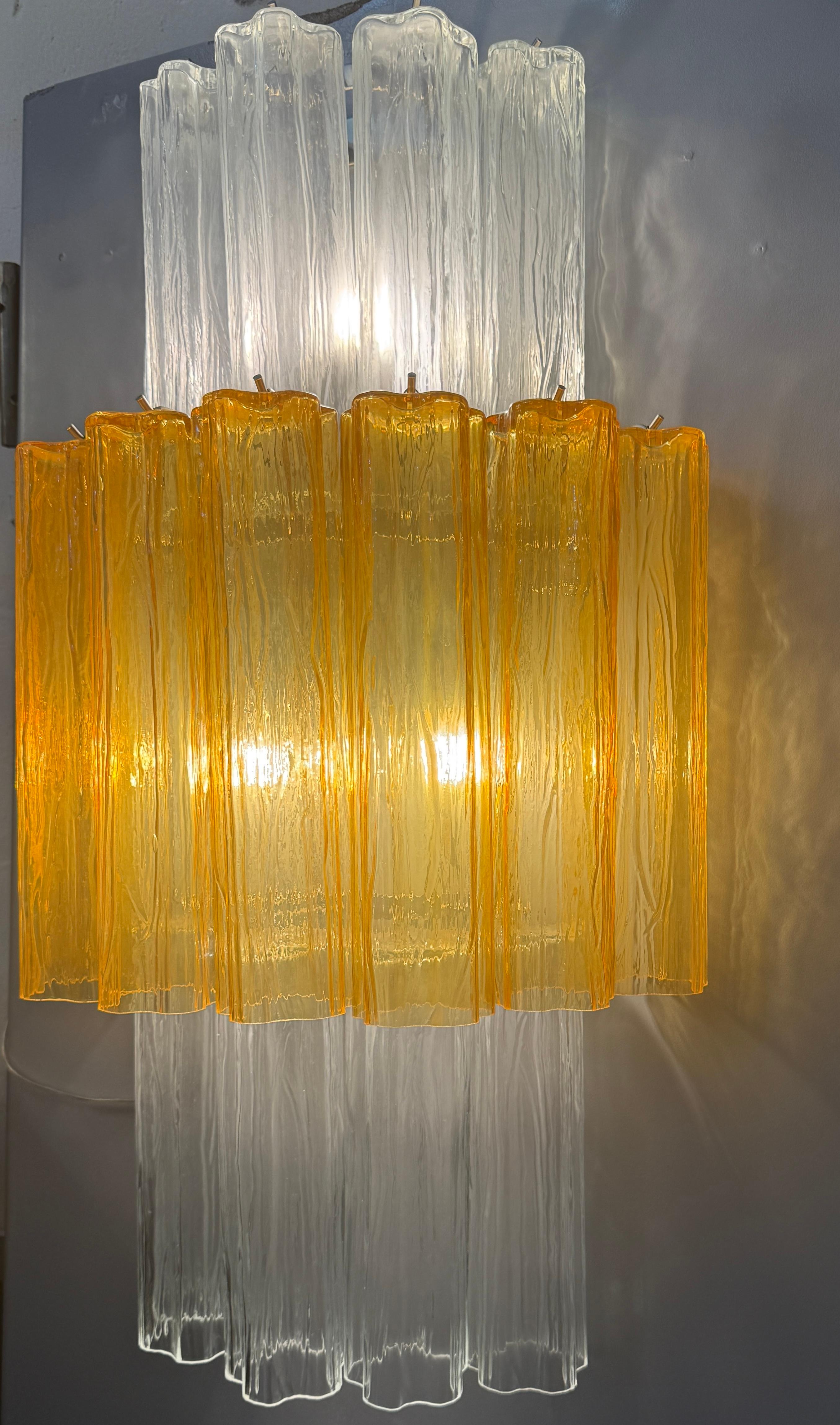 Coppia di grandi lampade da parete in vetro di Murano ambrato e trasparente  1990' in vendita 3