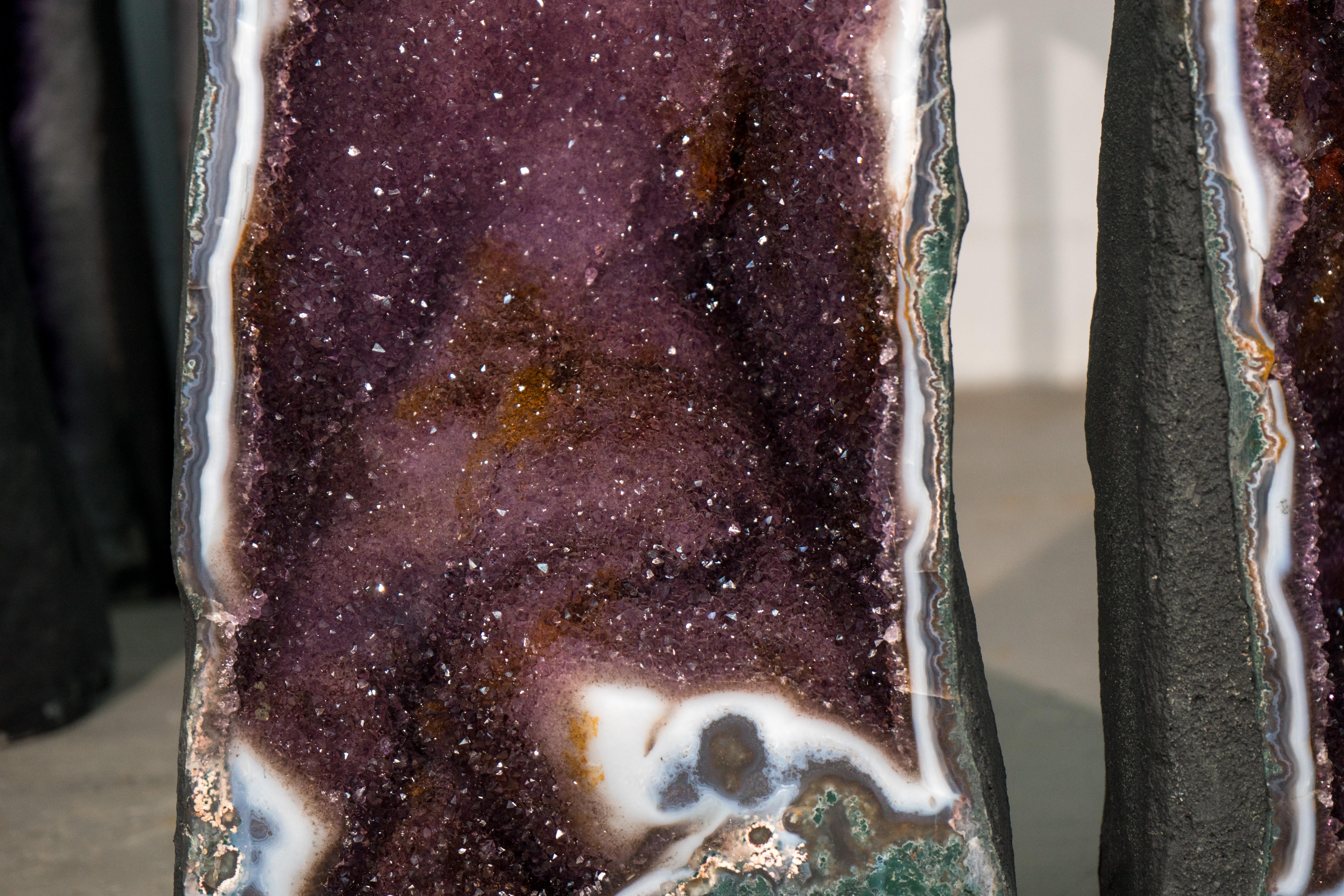 Paar große Amethyst-Kathedralen-Geode mit buntem Galaxy Druzy, Achatrahmen im Angebot 5