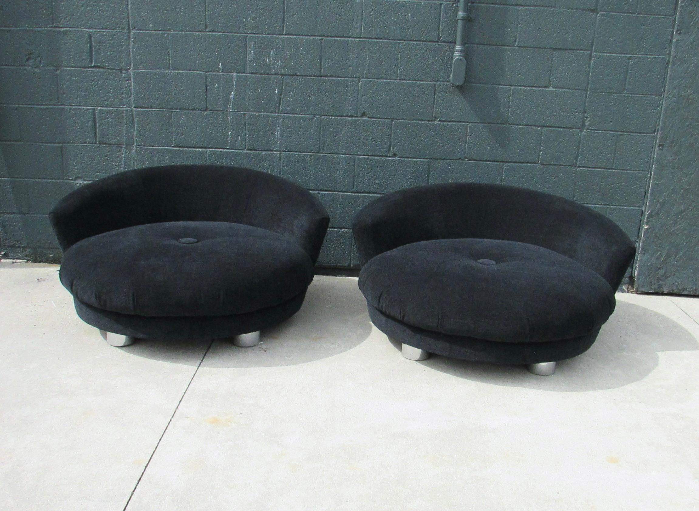 20th Century Two Available Large and Inviting Round Milo Baughman Lounge Chairs For Sale