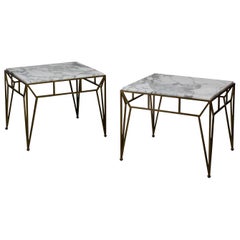 Paire de grandes tables d'appoint ou de chevet en marbre 'Angulaire' par Design Frères