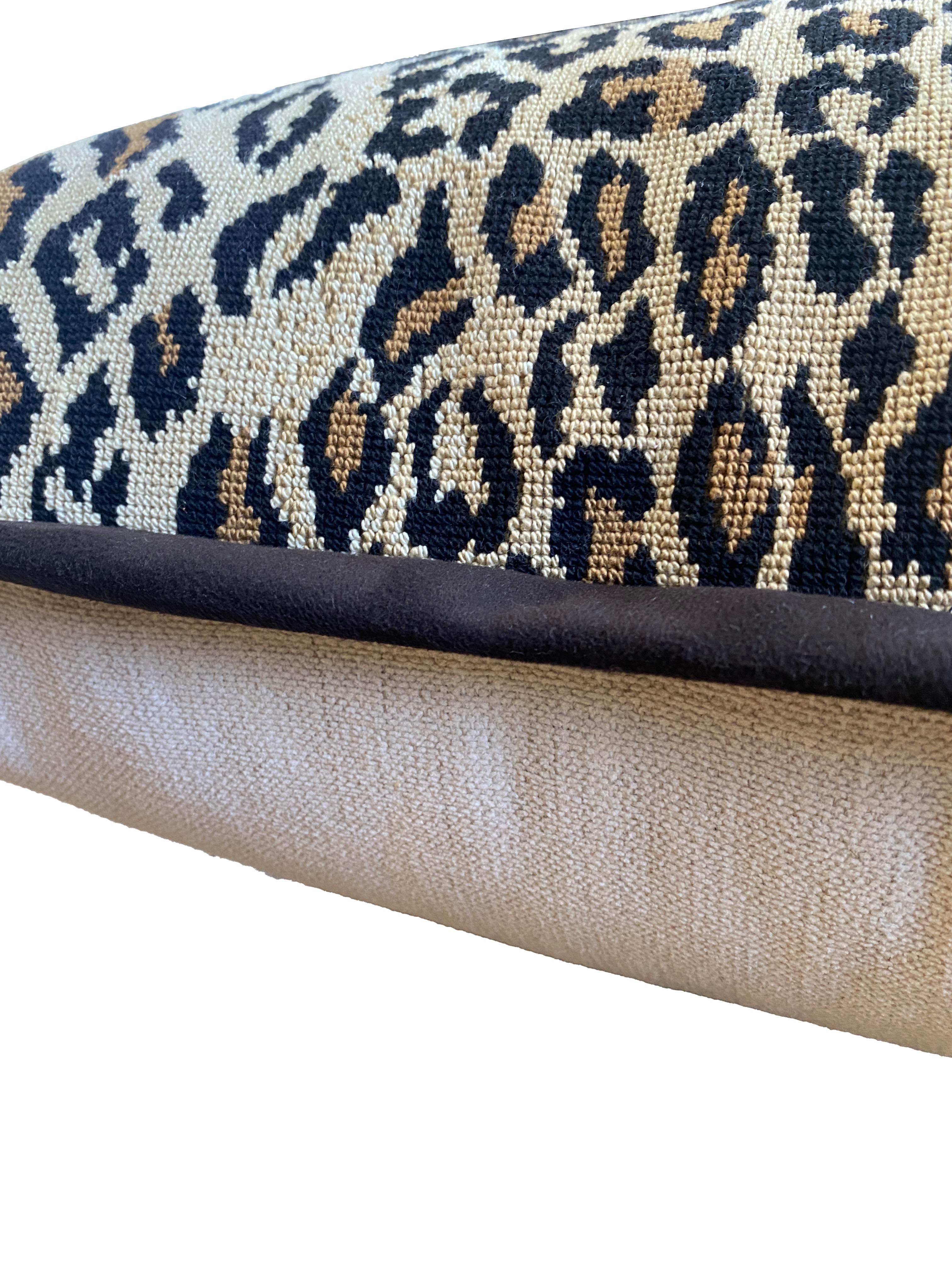 XXIe siècle et contemporain Paire de grands coussins à imprimé animal en vente