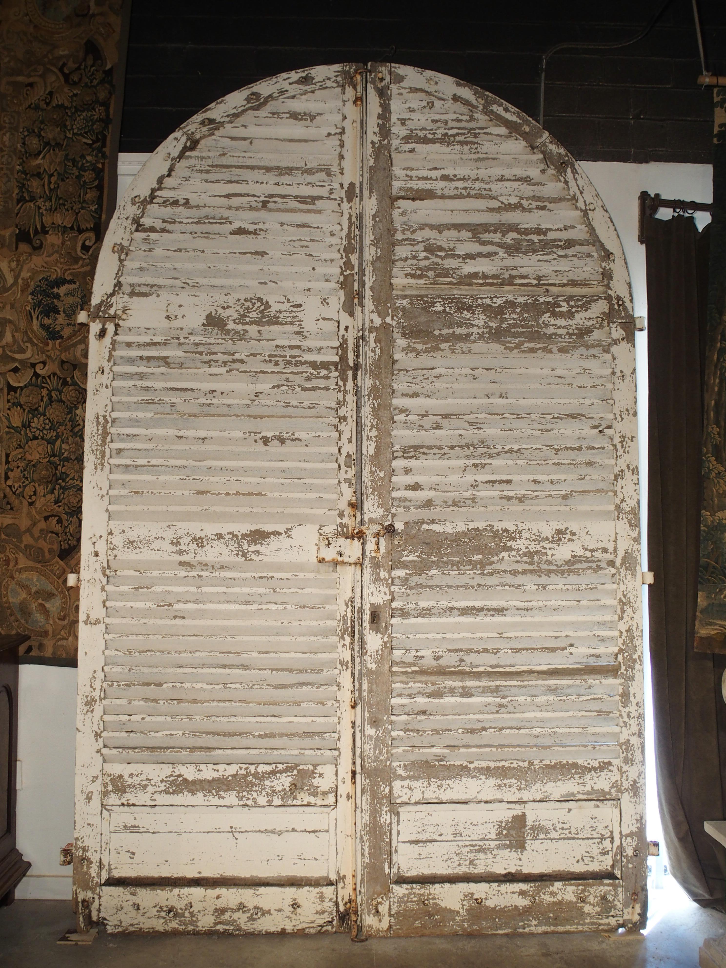 Pair of Large Antique French Door Shutters from a Chateau, 19th Century For Sale 1