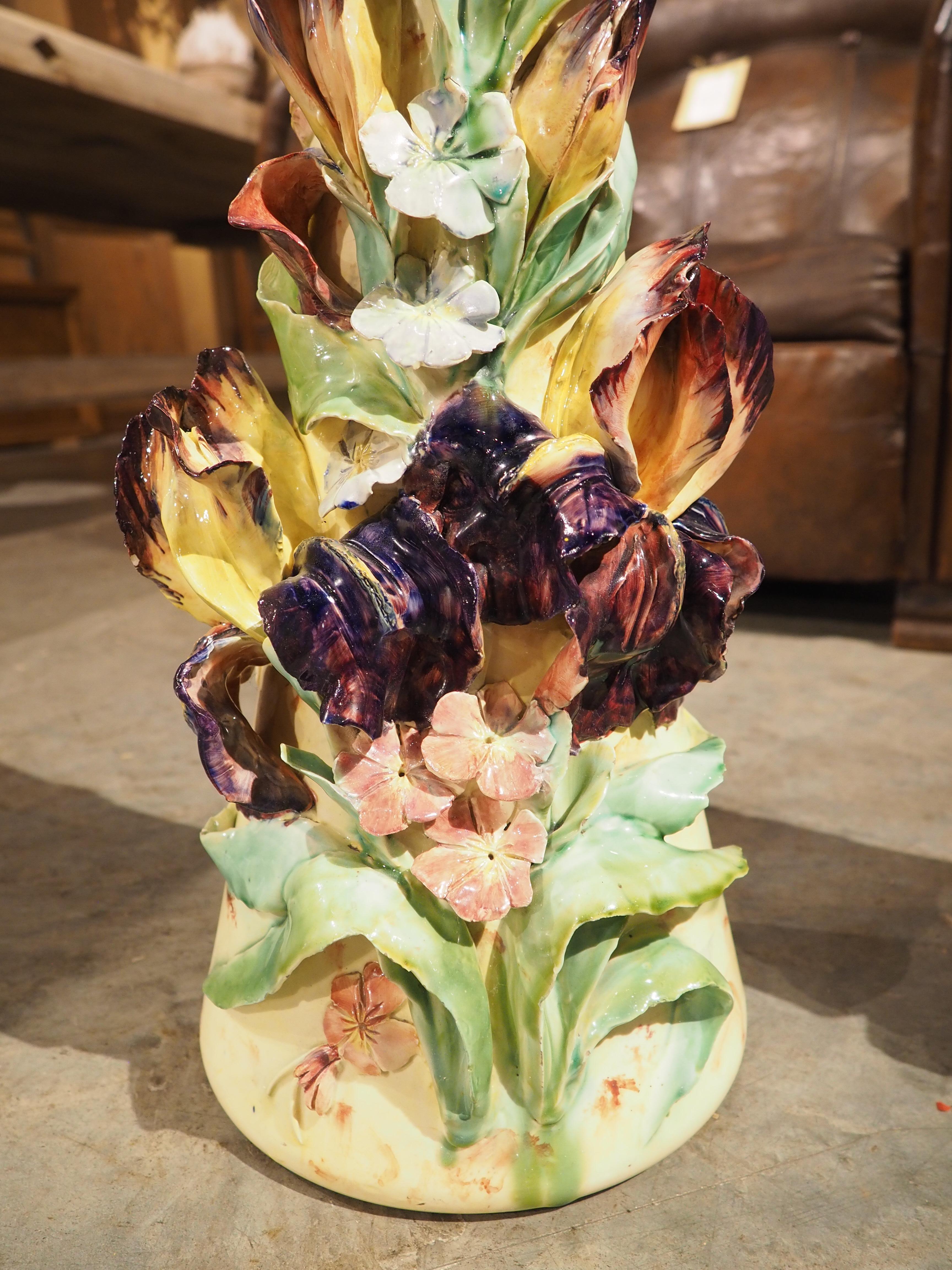 Céramique Paire de grands vases anciens à Barbotine de Longchamp, Circa 1890