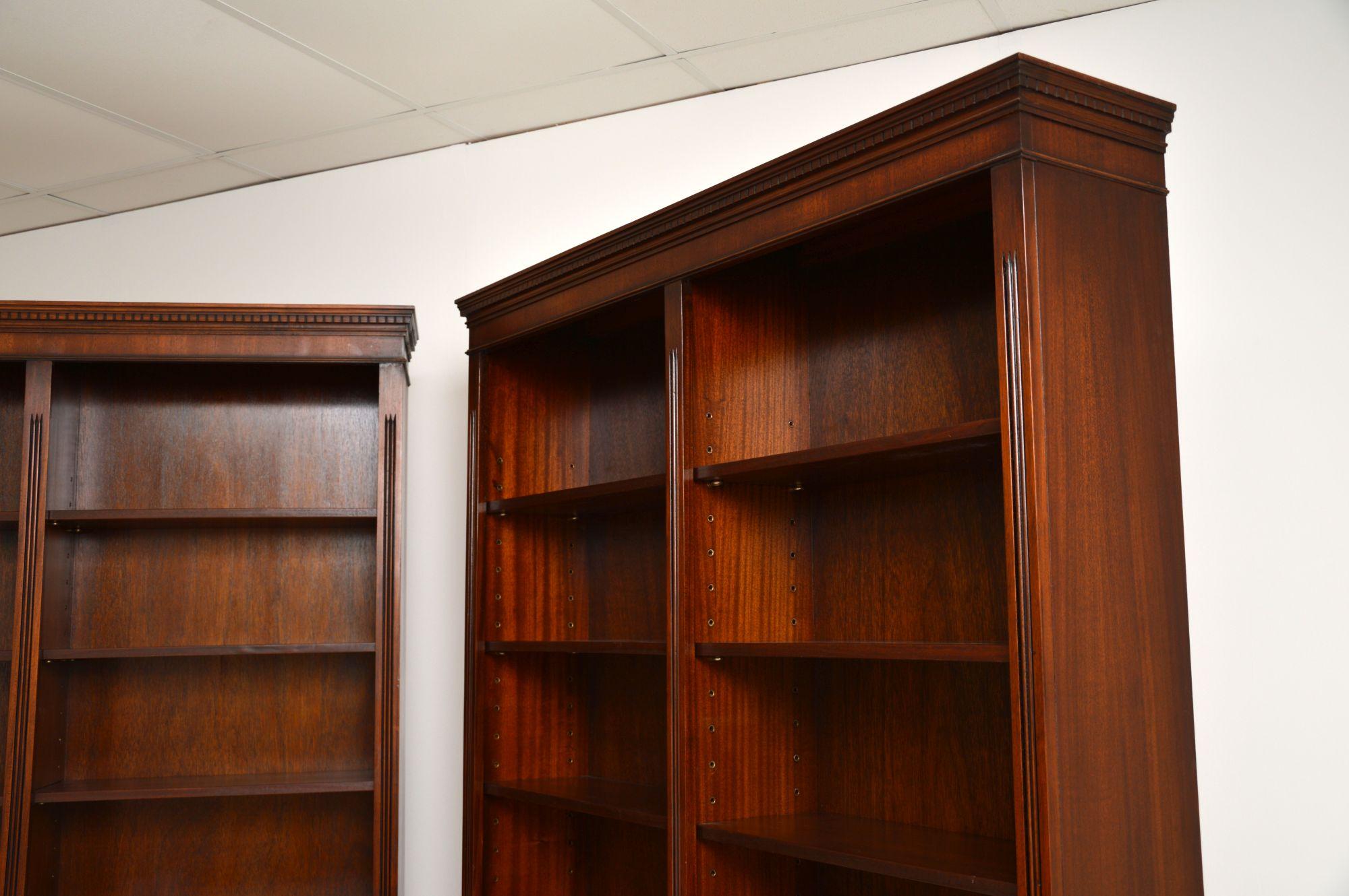 Mid-20th Century Pair of Large Antique Georgian Style Mahogany Open Bookcases