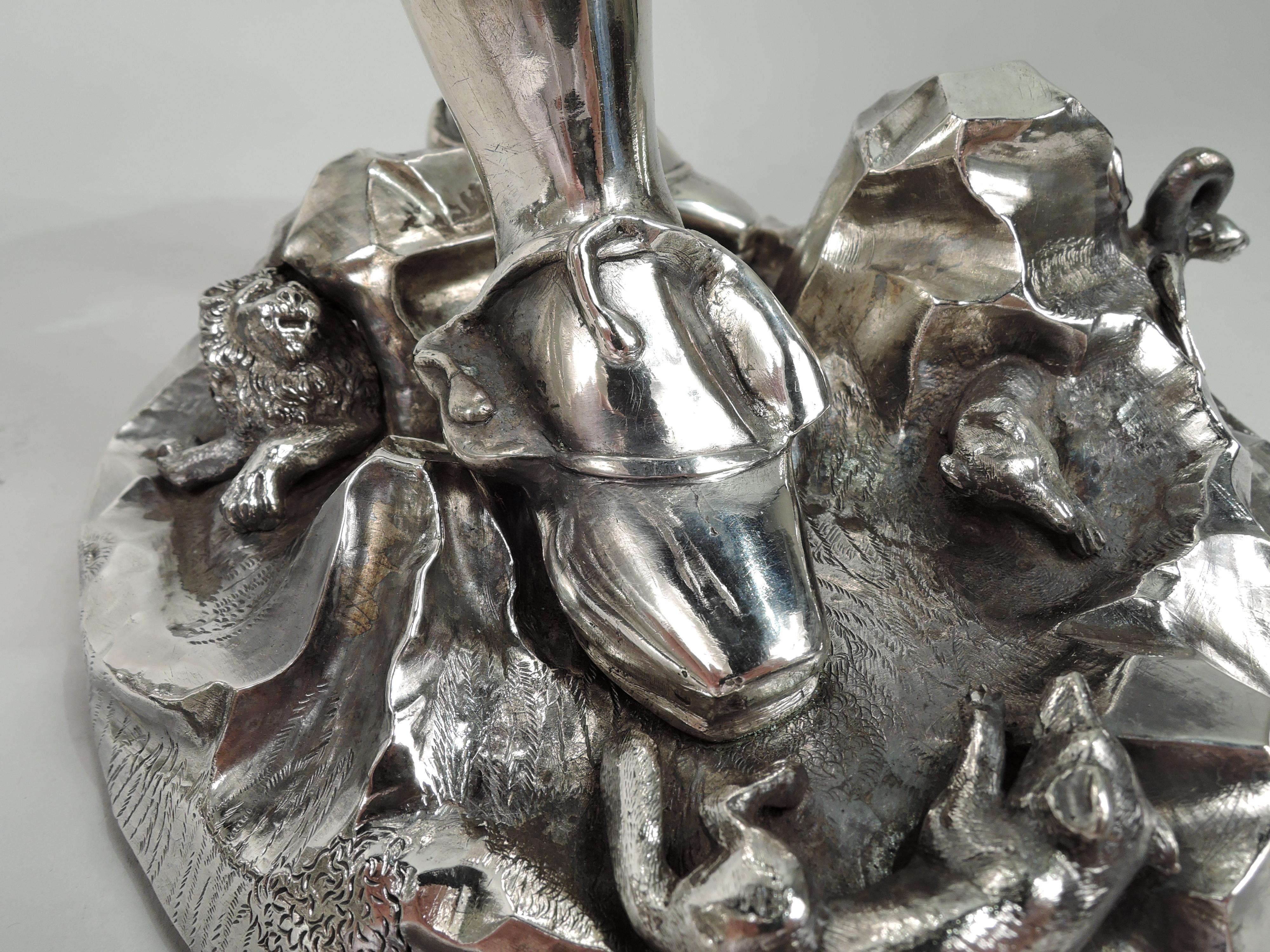 Pair of Silver Figures Le Sonneur d’Olifant & La Dame au Faucon After Moine For Sale 6