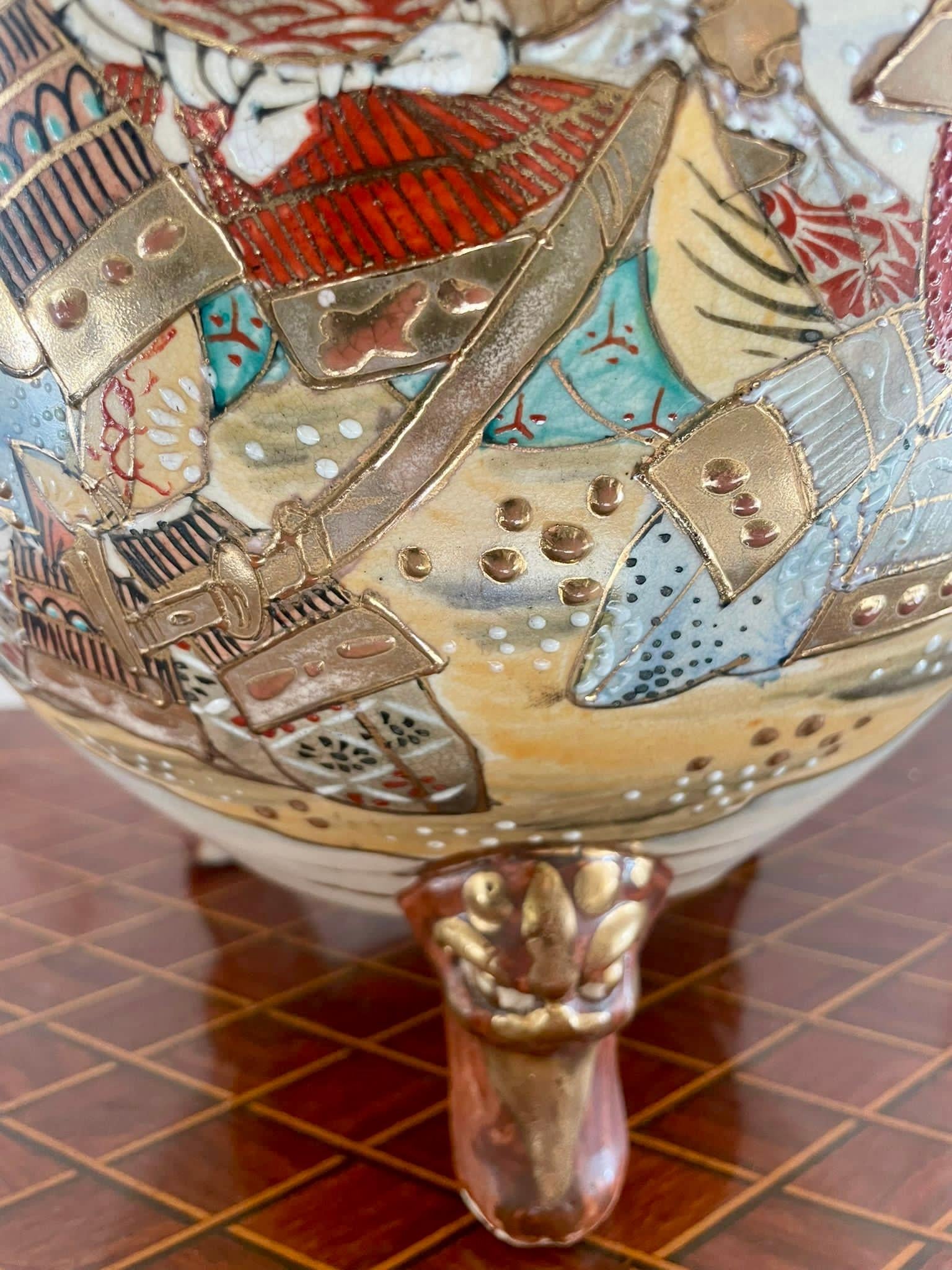 Ceramic Pair of Large Antique Japanese Quality Satsuma Lidded Vases For Sale