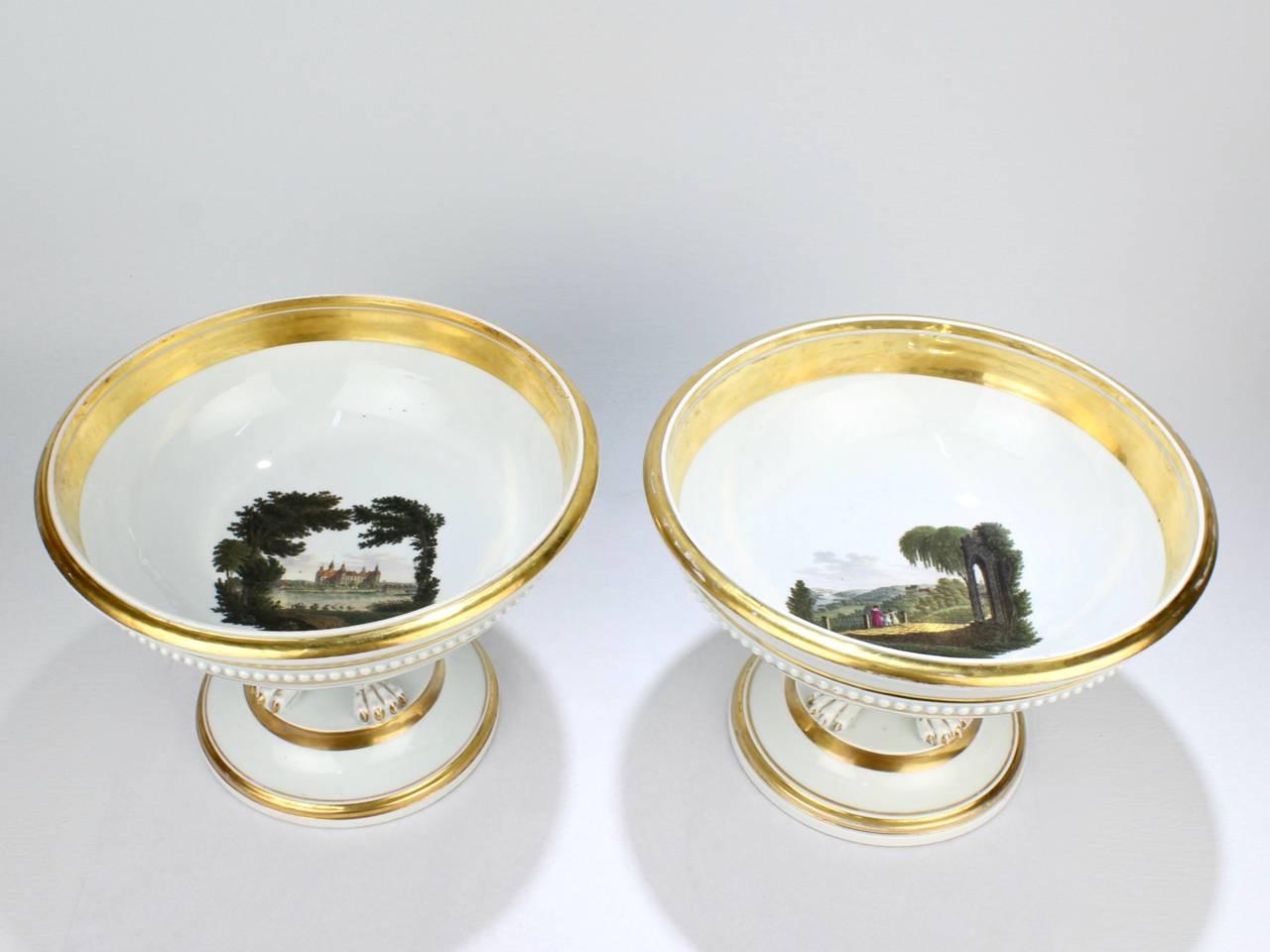 Paar große antike Meissen Porcelain Topographische Fußschalen oder Tazzas (Handbemalt)