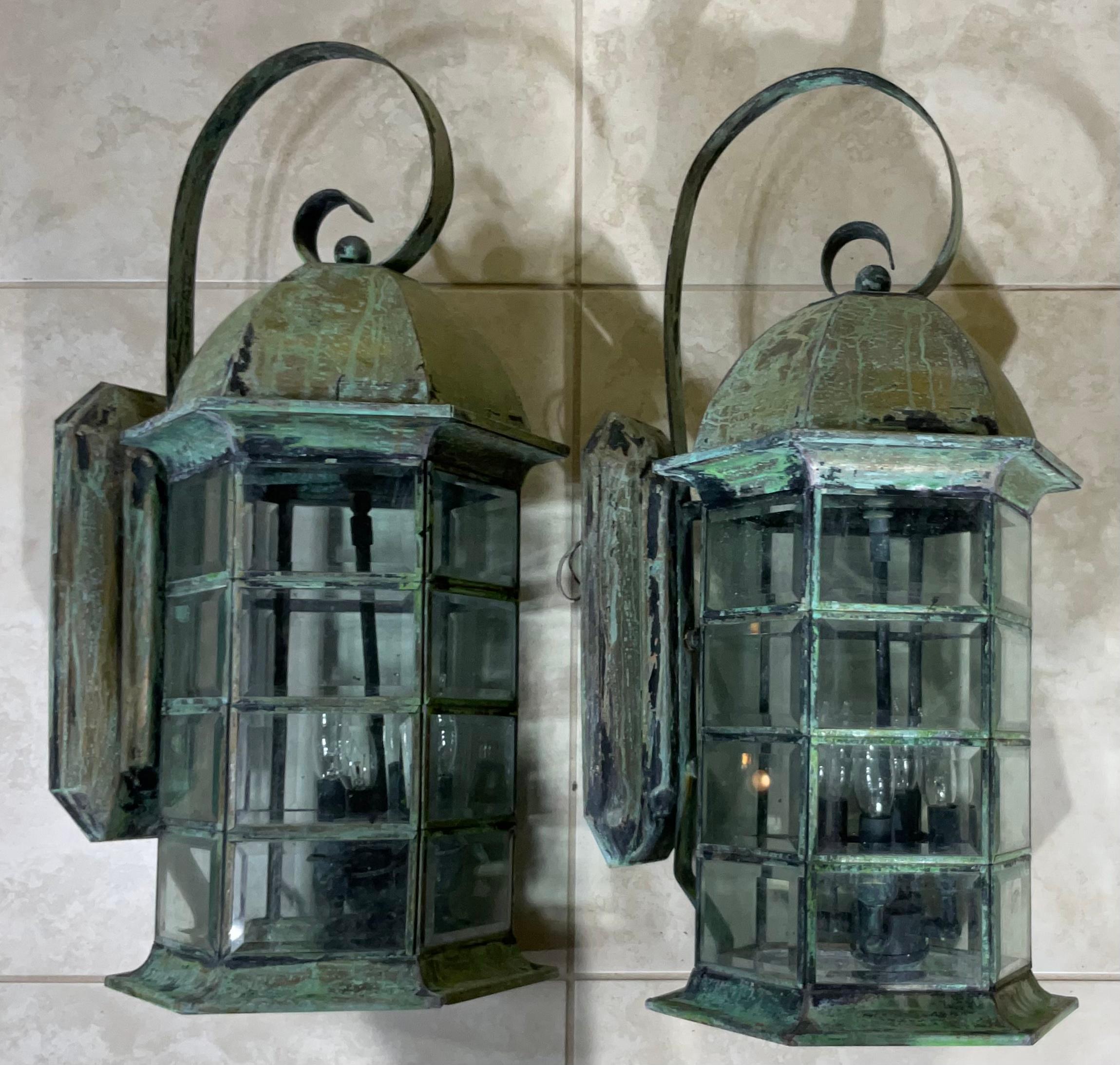 Pair of Large Architectural Brass Wall Lantern In Good Condition For Sale In Delray Beach, FL