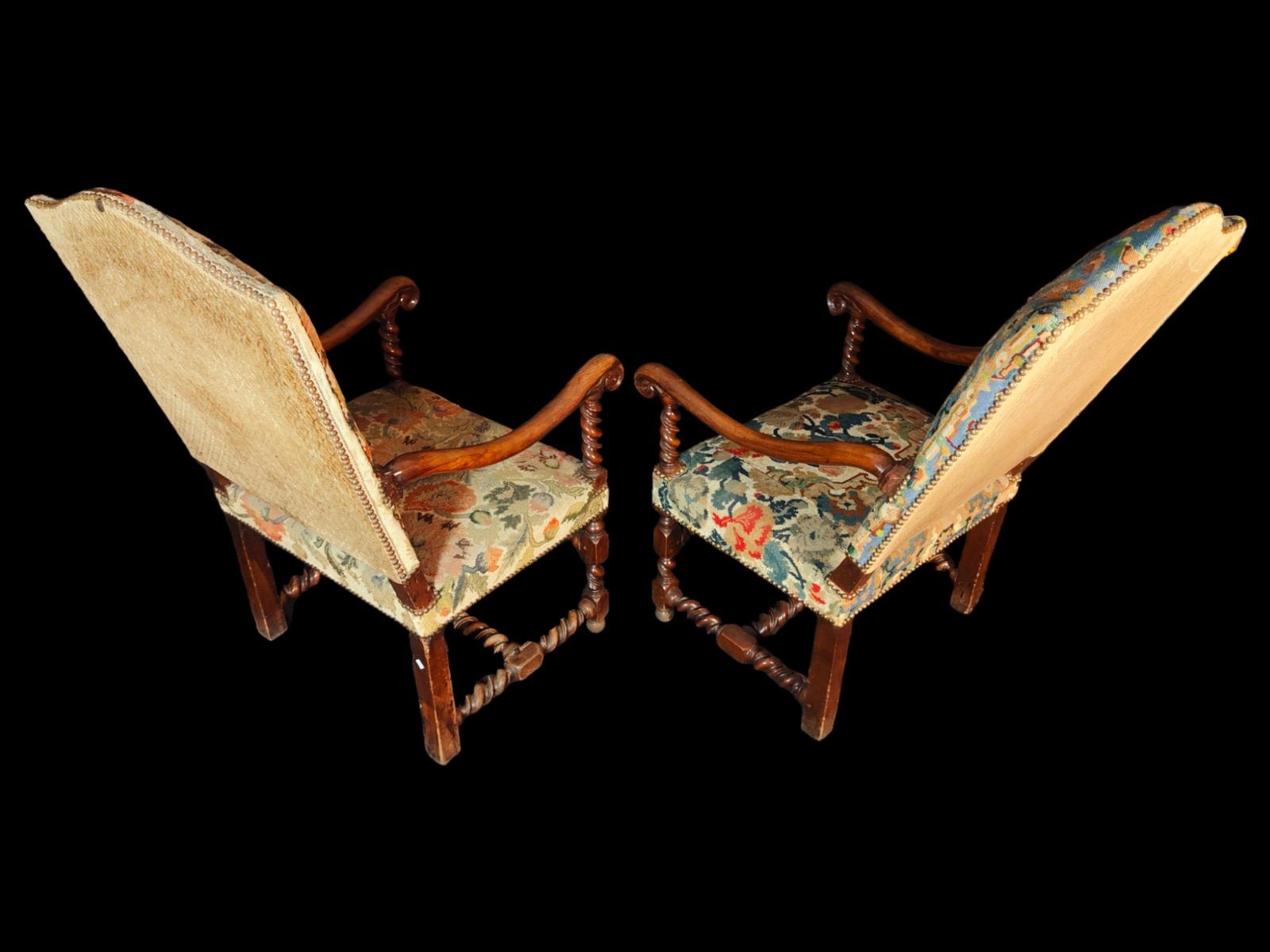 Bois Paire de grands fauteuils 19ème siècle