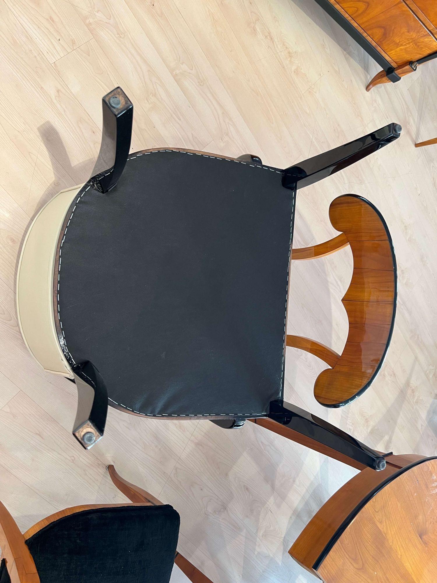 Paar Art-Déco-Sessel, schwarzer Lack, cremefarbenes Leder, Frankreich, 1930er Jahre im Angebot 8