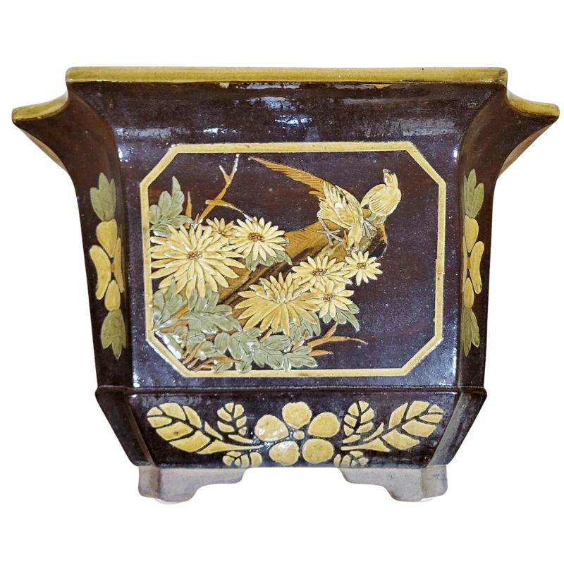 Paire de grandes jardinières à motifs asiatiques Bon état - En vente à Locust Valley, NY