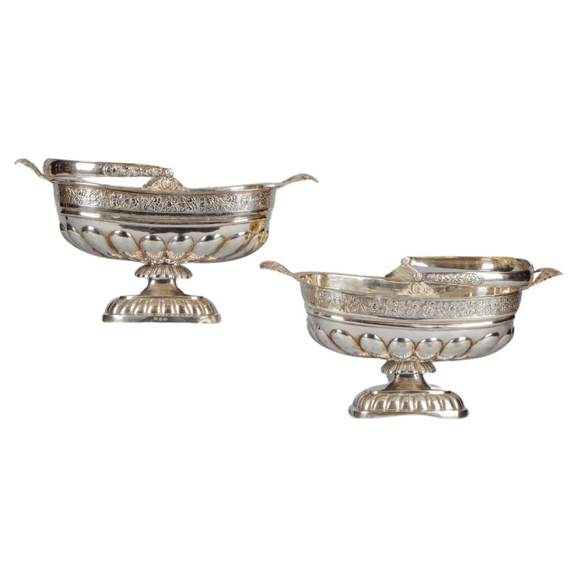 Paire de grands paniers en argent austro-hongrois, vers 1820 en vente