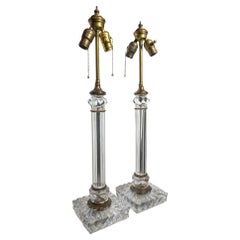 Paire de grandes lampes cannelées convexes en cristal de Baccarat