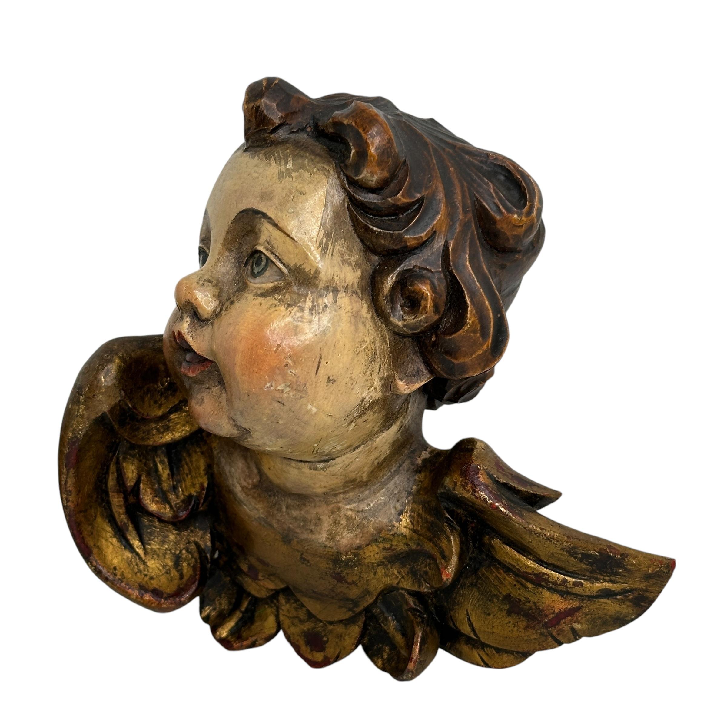 Pareja de cabezas de ángeles talladas en madera, Italia antigua, 1900 siglo XX en venta