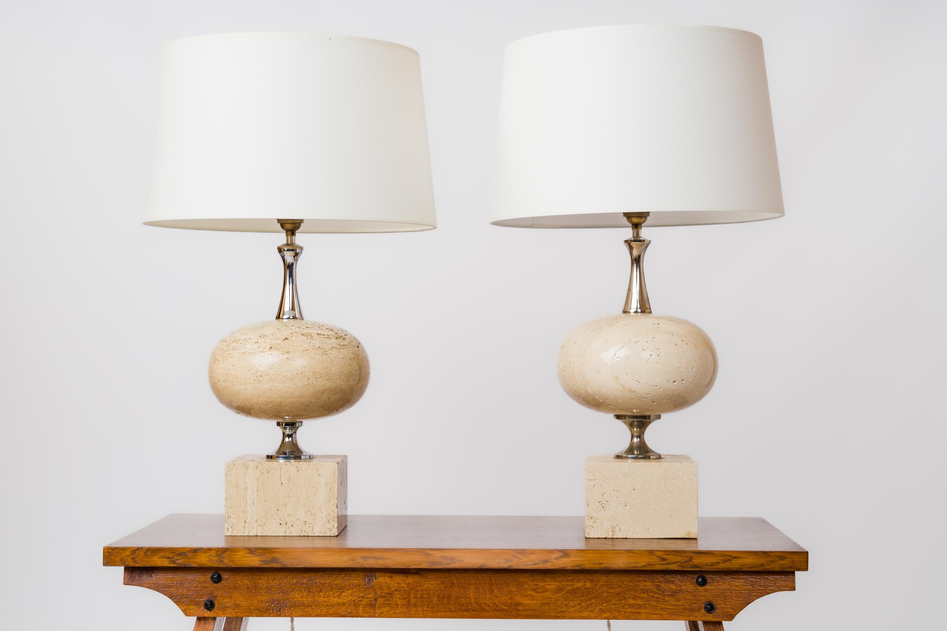 Paire de grandes lampes de bureau en travertin beige de la Maison Barbier, France, années 1970 3