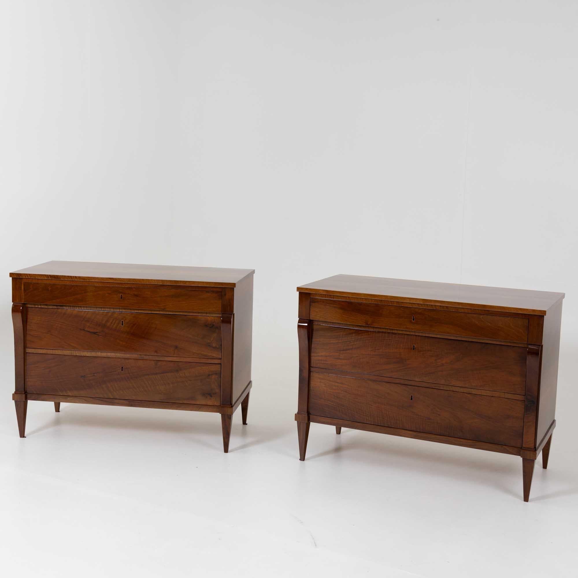 Pair of large Biedermeier Chests of Drawers, Italy 19th Century For Sale 1