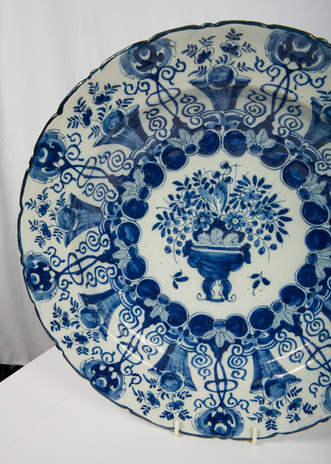 Pair of Large Blue and White Delft Chargers Made, circa 1780 13