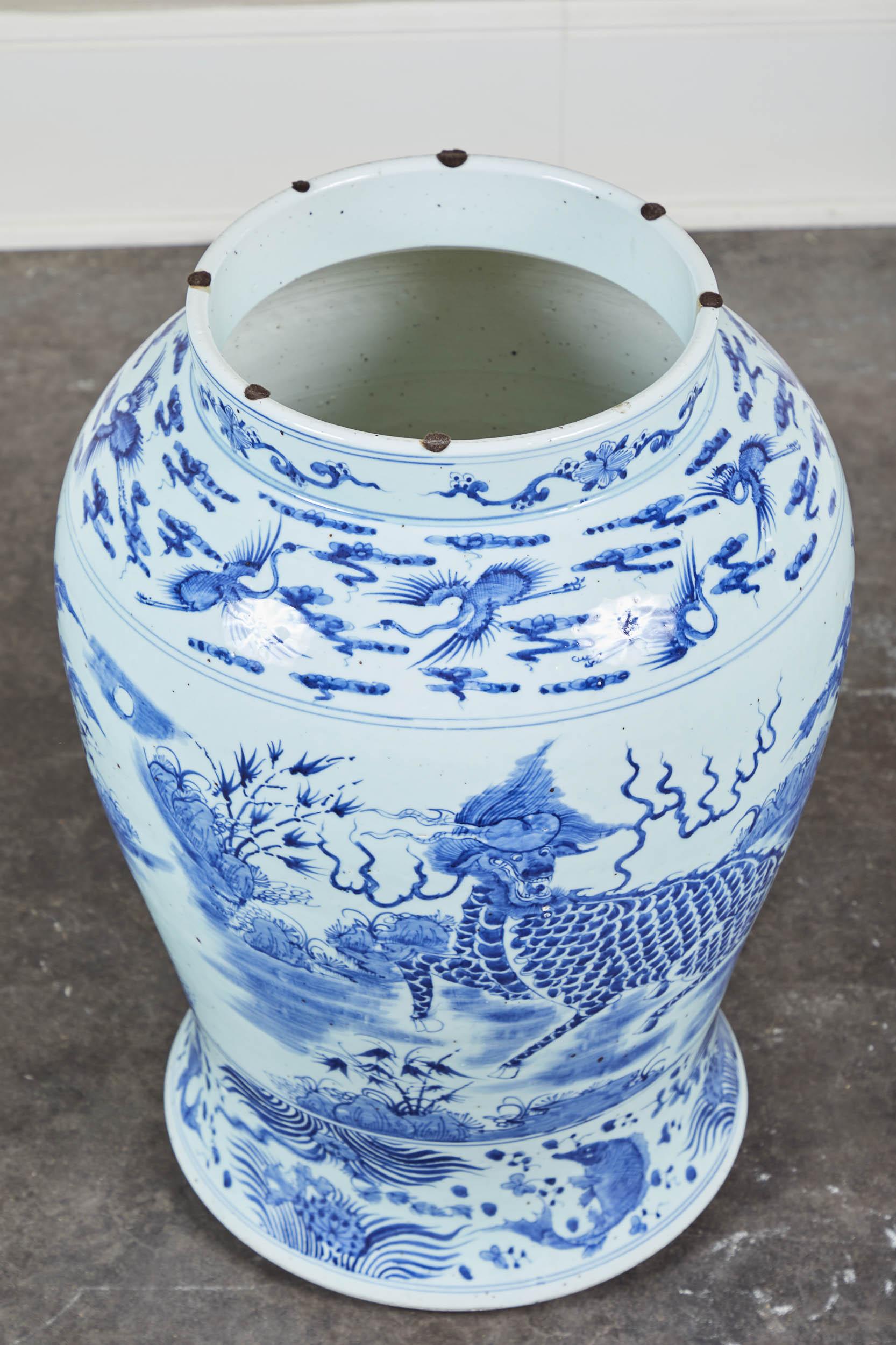Chinese Export Pair of Large Blue and White Ginger Jars