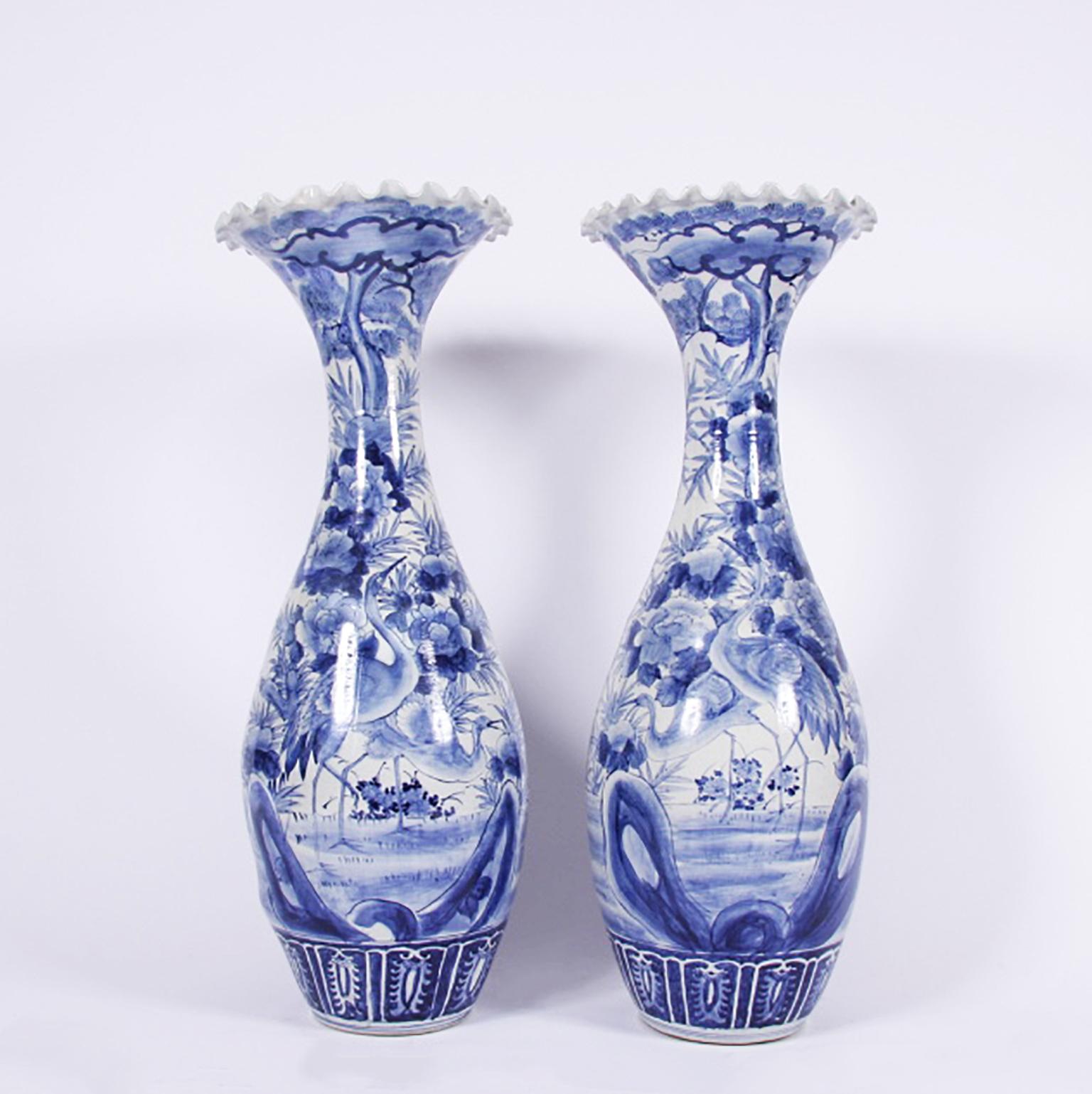 Pair of Large Blue and White Porcelain Japanese Decorative Vases In Fair Condition For Sale In London, GB