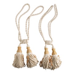 Pair of Large Brackets for Curtains in White Cotton