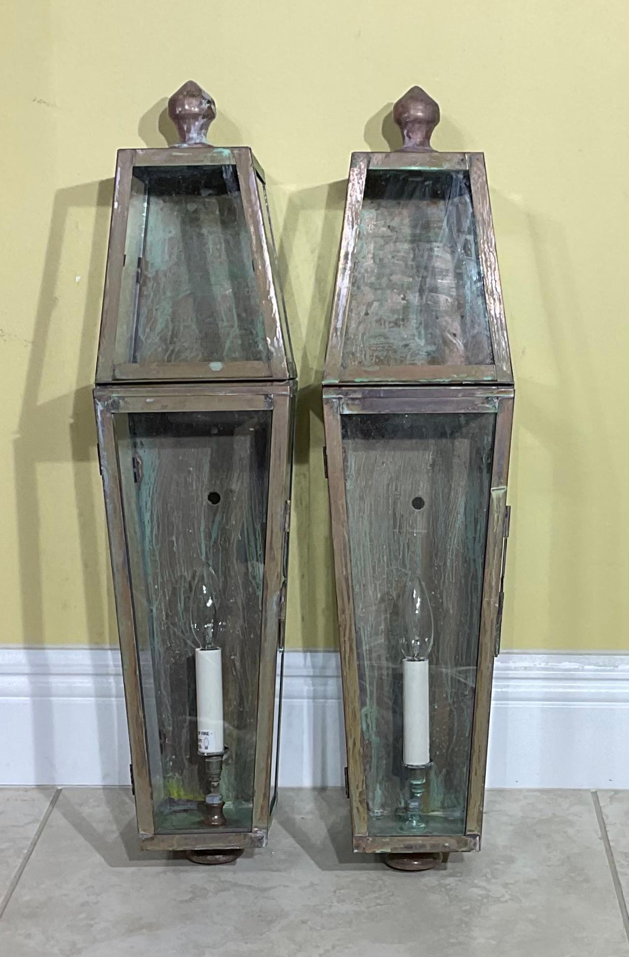 American Classical Pair of Large Brass and Copper Architectural Wall Lantern For Sale