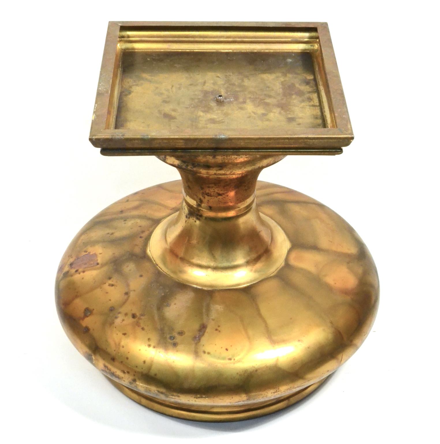 Pair of Large Brass Jardinière For Sale 2