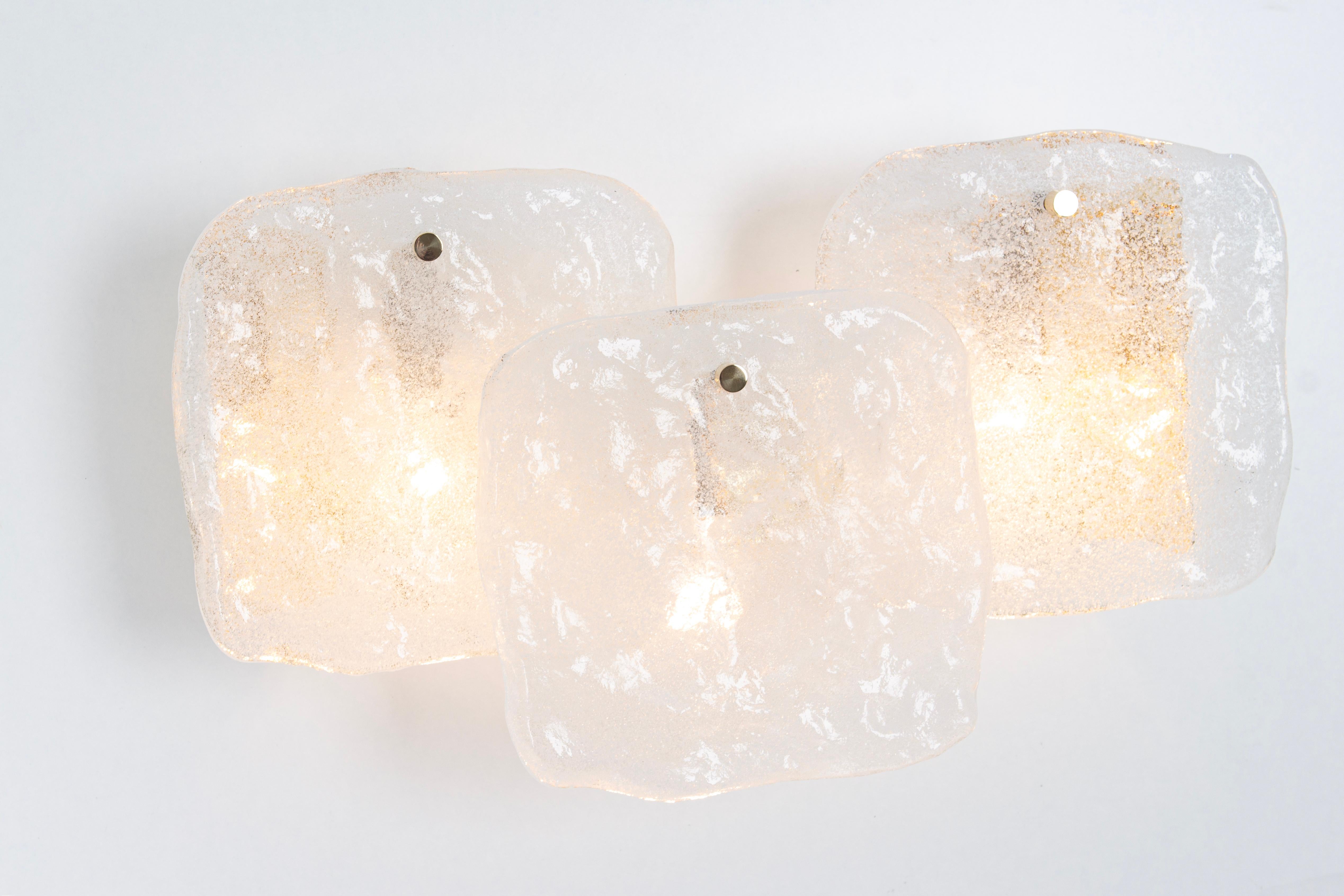 Pair of Large Brass Kalmar Wall Lights Murano Glass by Kalmar, Austria, 1960s For Sale 4