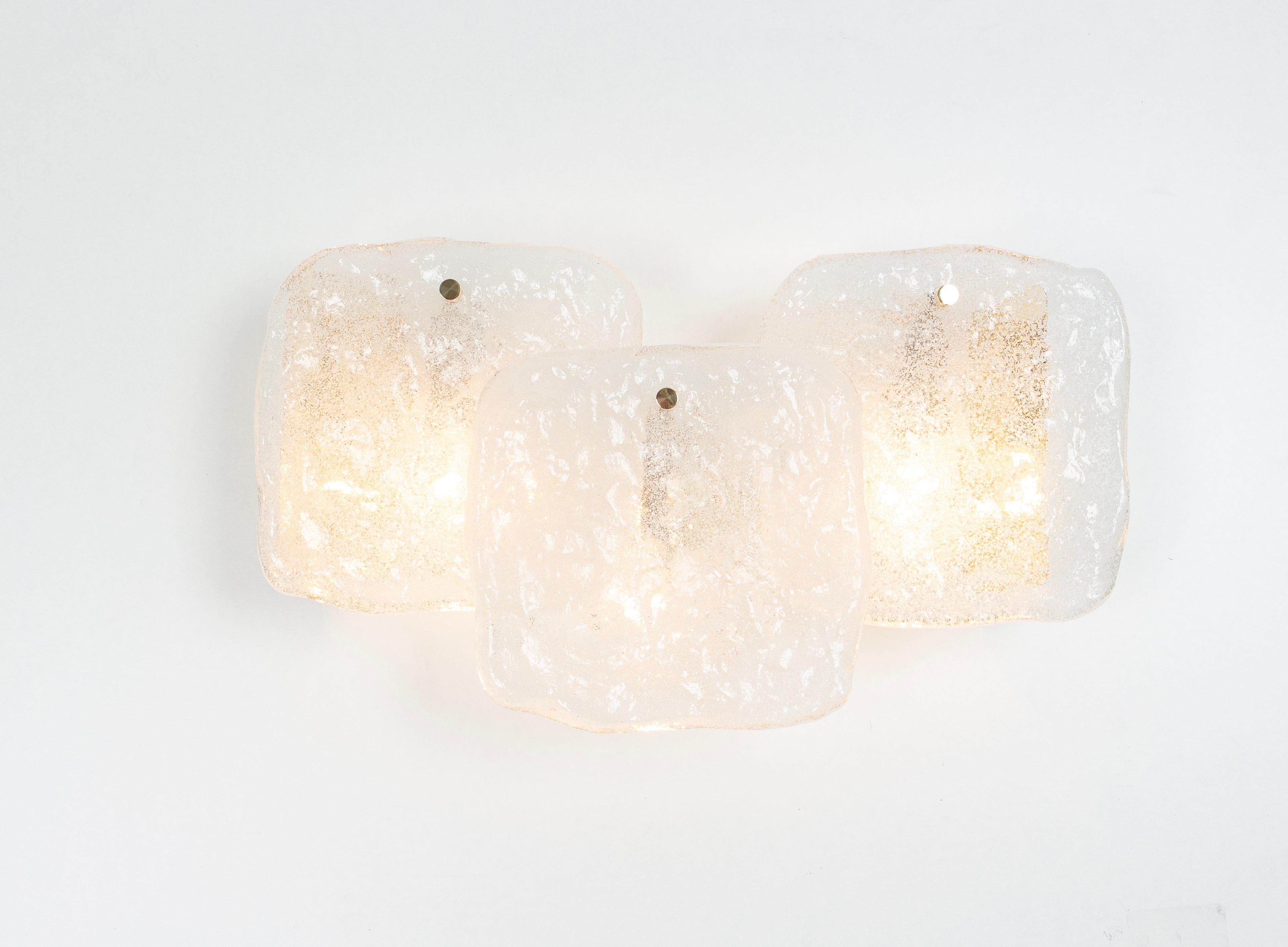 Pair of Large Brass Kalmar Wall Lights Murano Glass by Kalmar, Austria, 1960s For Sale 6