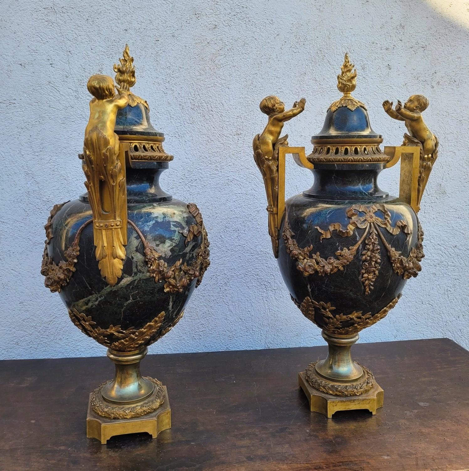Coppia di grandi cassette in bronzo e marmo, Napoleone III, XIX secolo in vendita 7