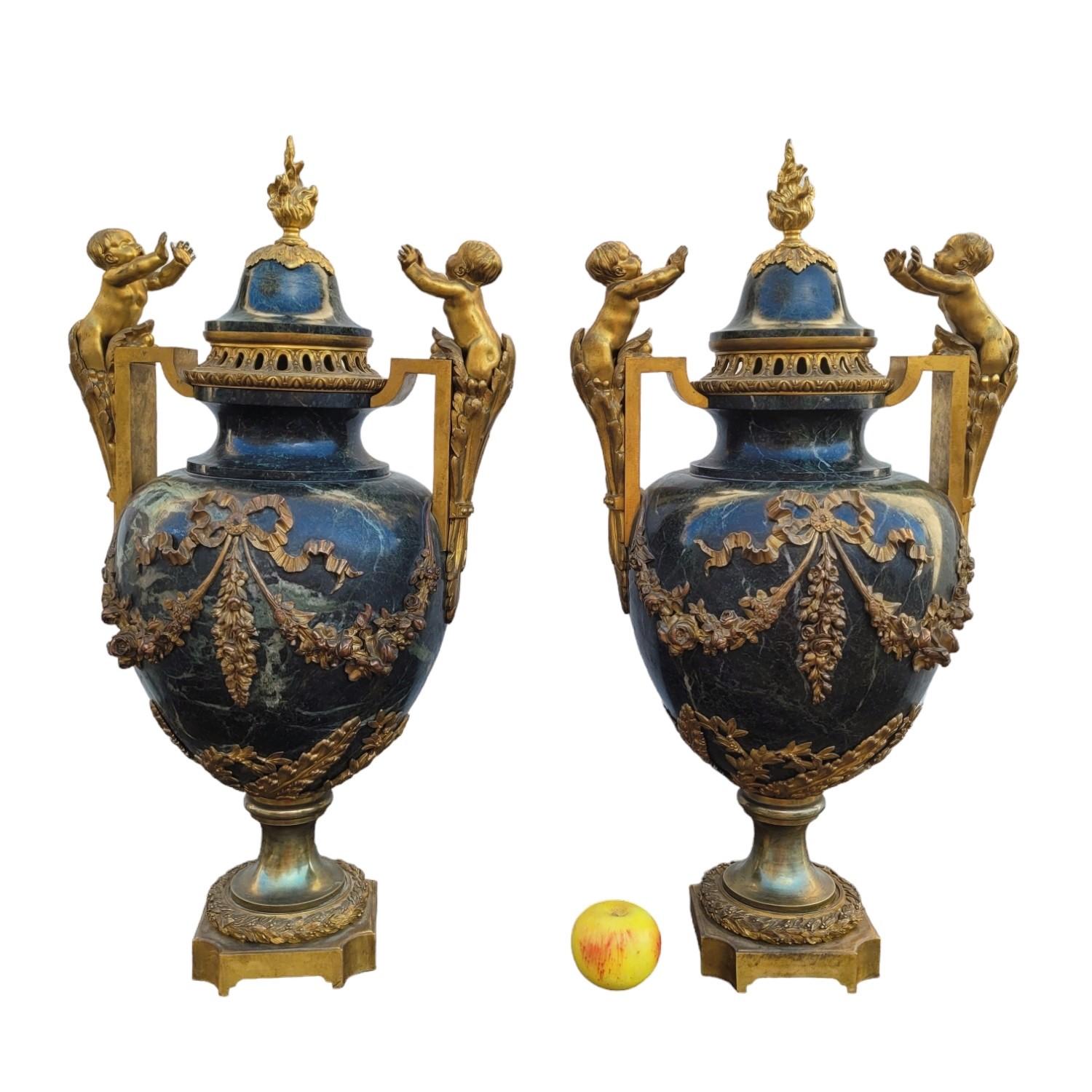 Coppia di grandi cassette in bronzo e marmo, Napoleone III, XIX secolo in vendita 14