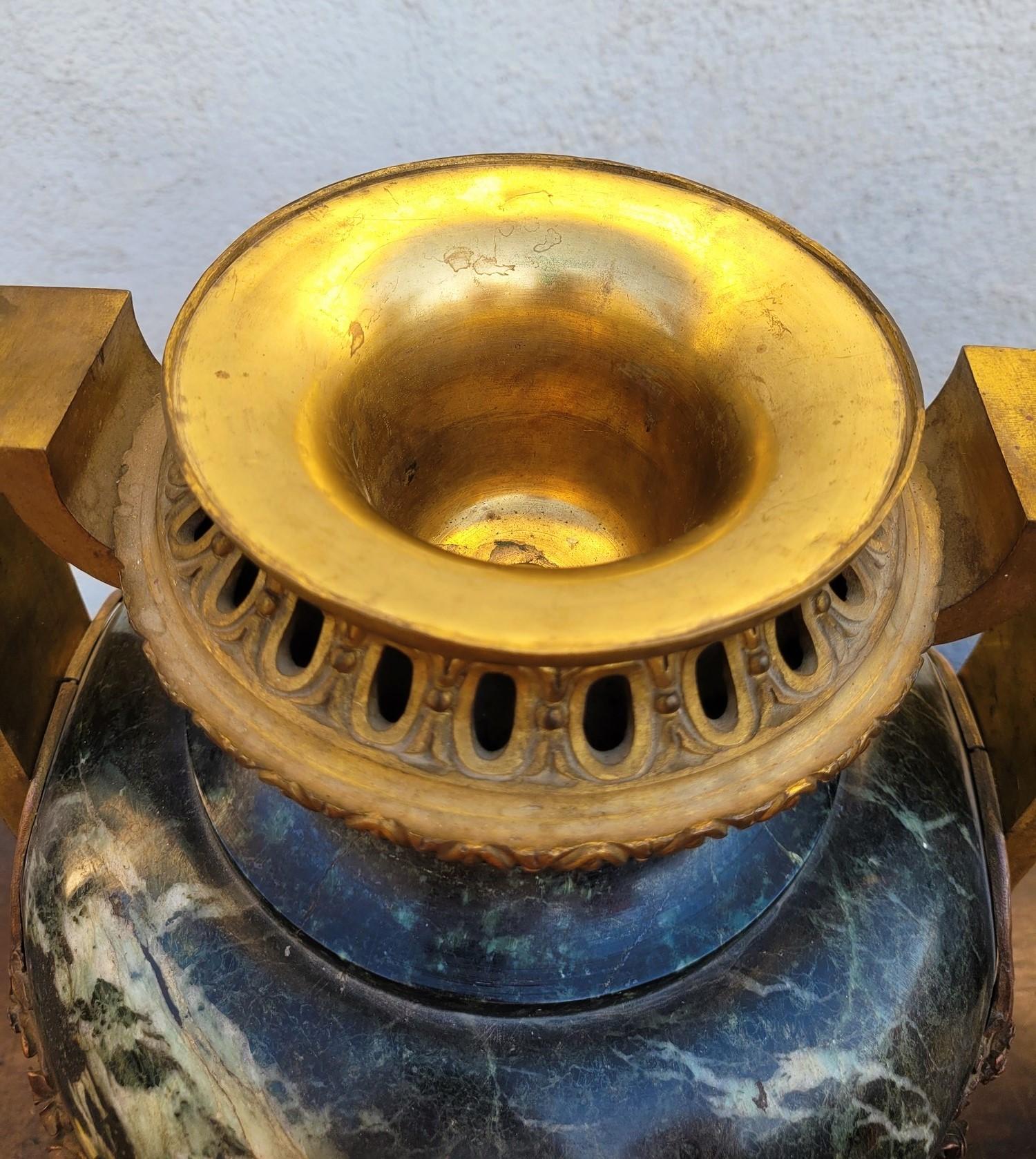 Coppia di grandi cassette in bronzo e marmo, Napoleone III, XIX secolo in vendita 3