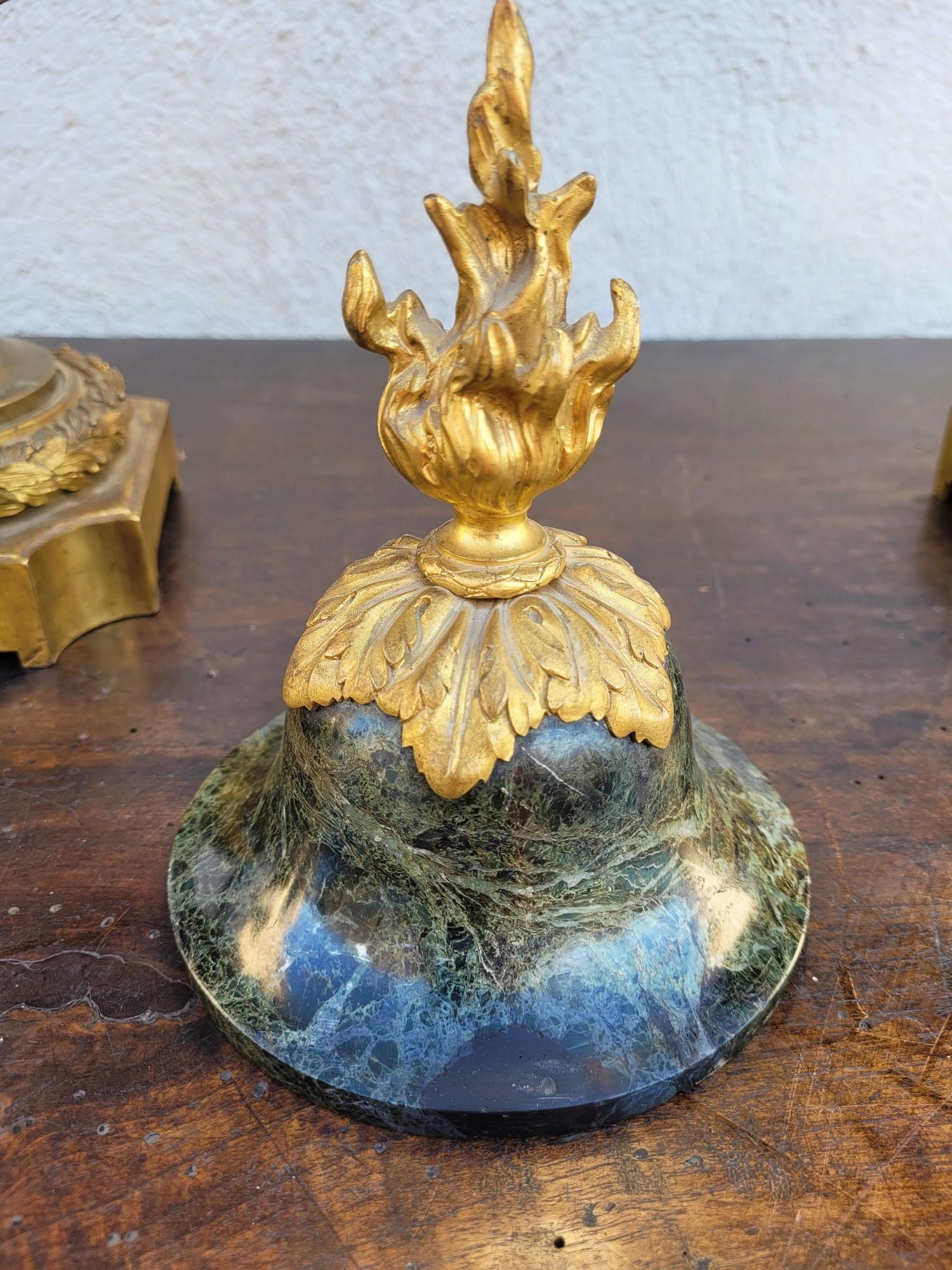 Coppia di grandi cassette in bronzo e marmo, Napoleone III, XIX secolo in vendita 4