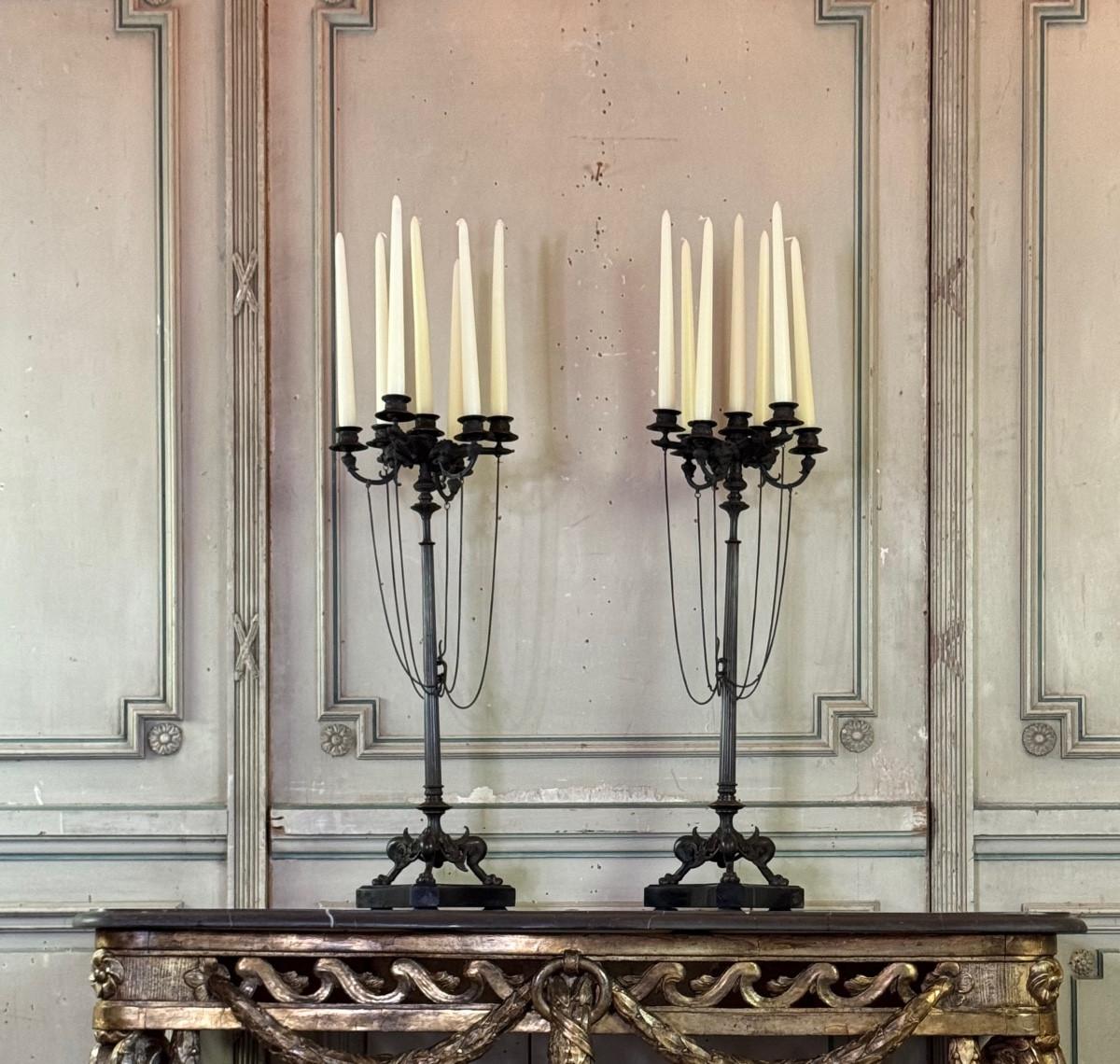 Pair of large bronze candelabra in the antique style, circa 1880 For Sale 7