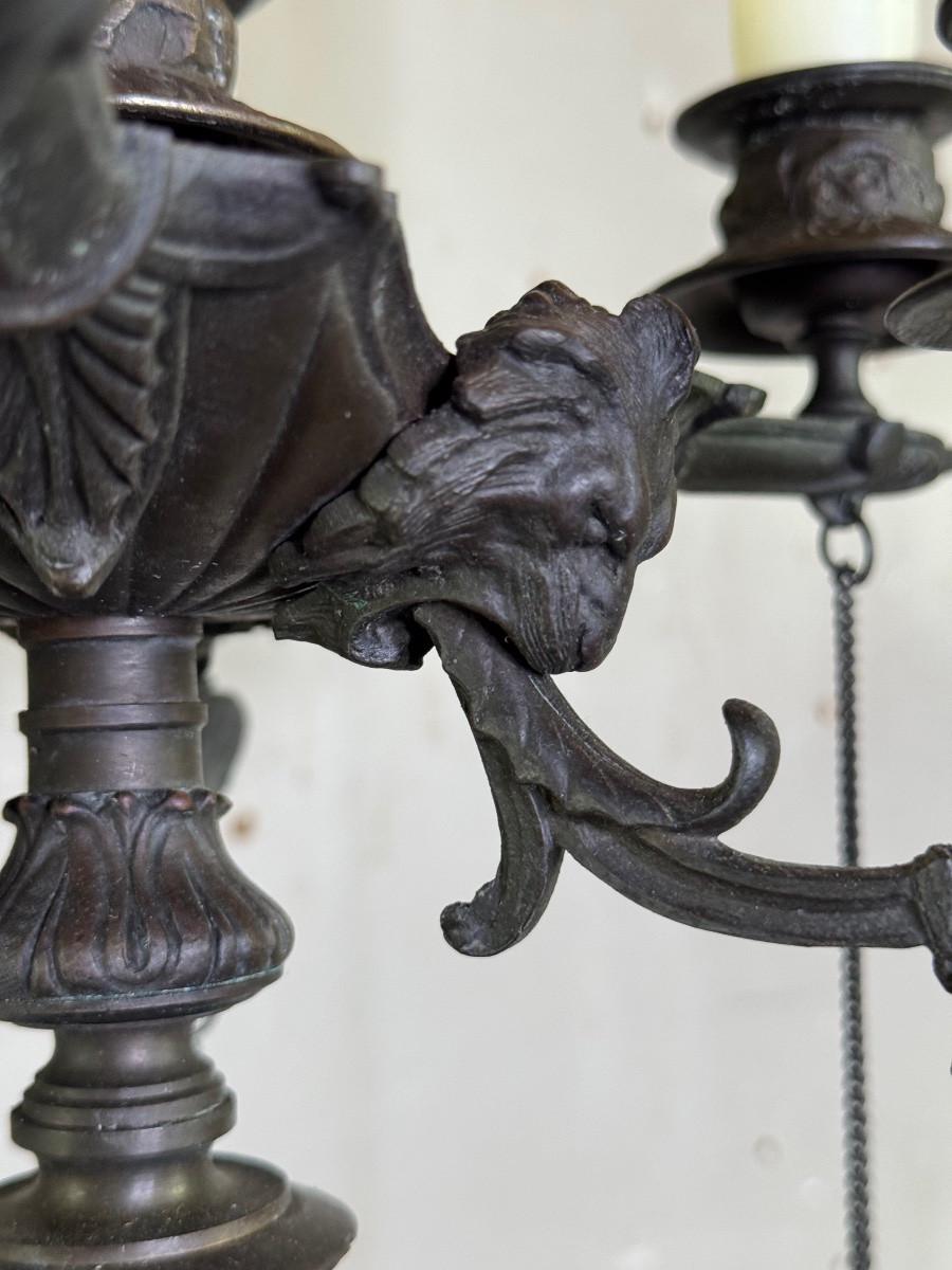 Pair of large bronze candelabra in the antique style, circa 1880 In Excellent Condition For Sale In Honnelles, WHT