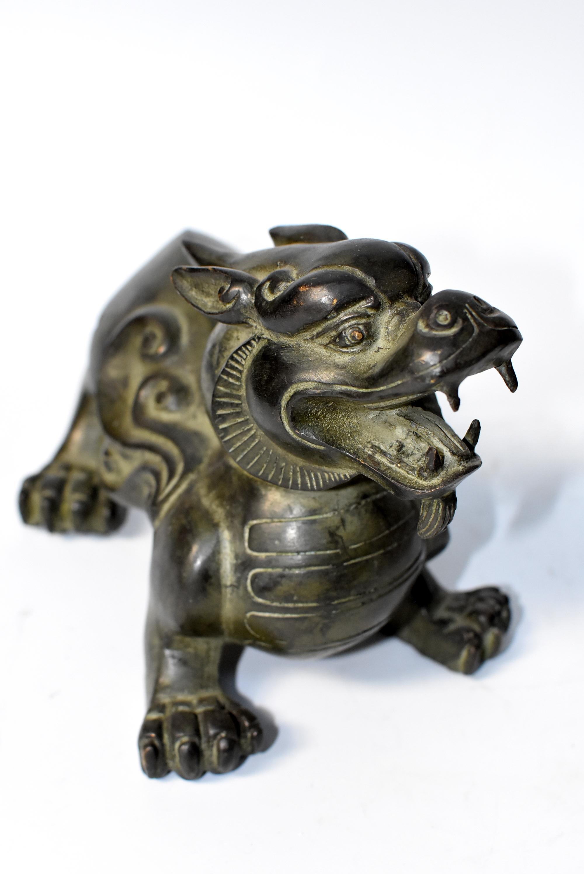 Pair of Large Bronze Pixiu Lions with Turtle Shells Paperweights 15