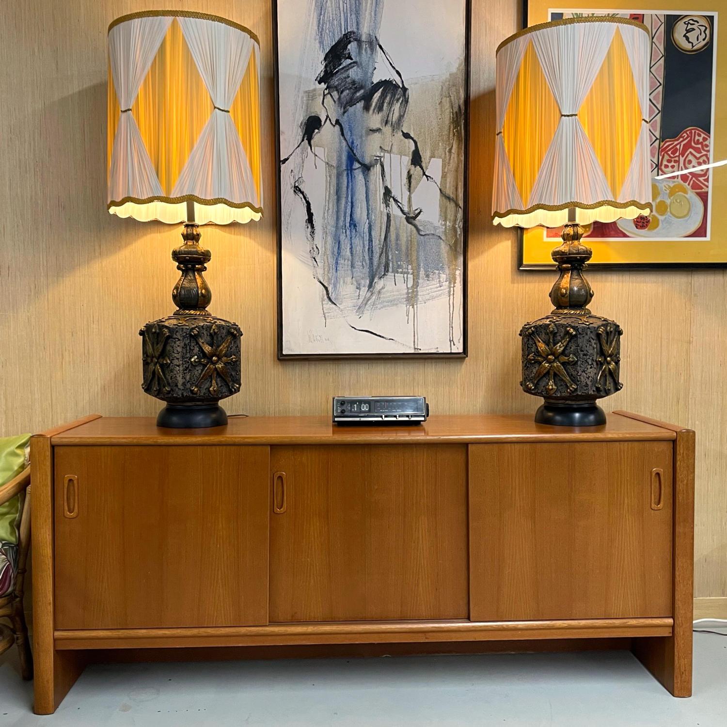 American Pair of Large Brown Gold and Black Brutalist Lamps with Pleated Shades For Sale