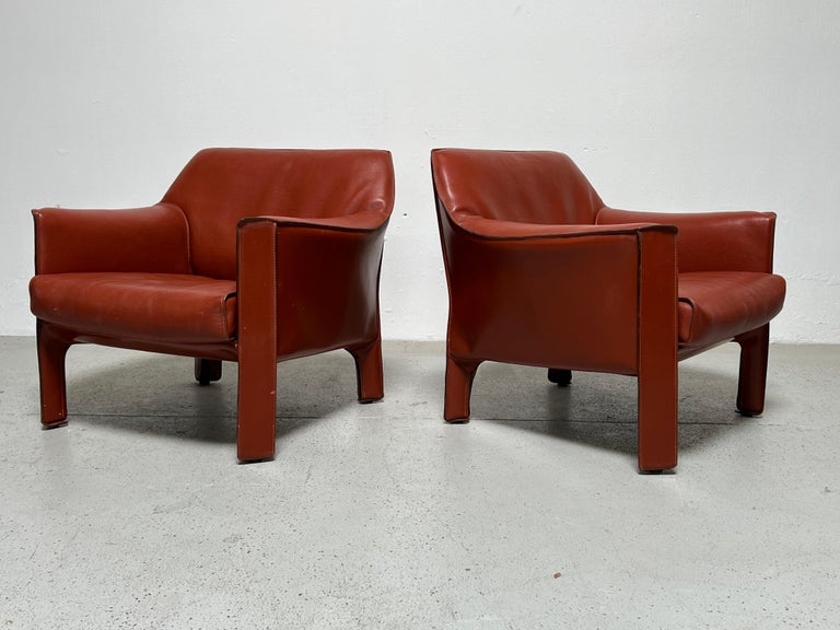 Pair of Large Cab Lounge Chairs by Mario Bellini In Good Condition For Sale In Dallas, TX