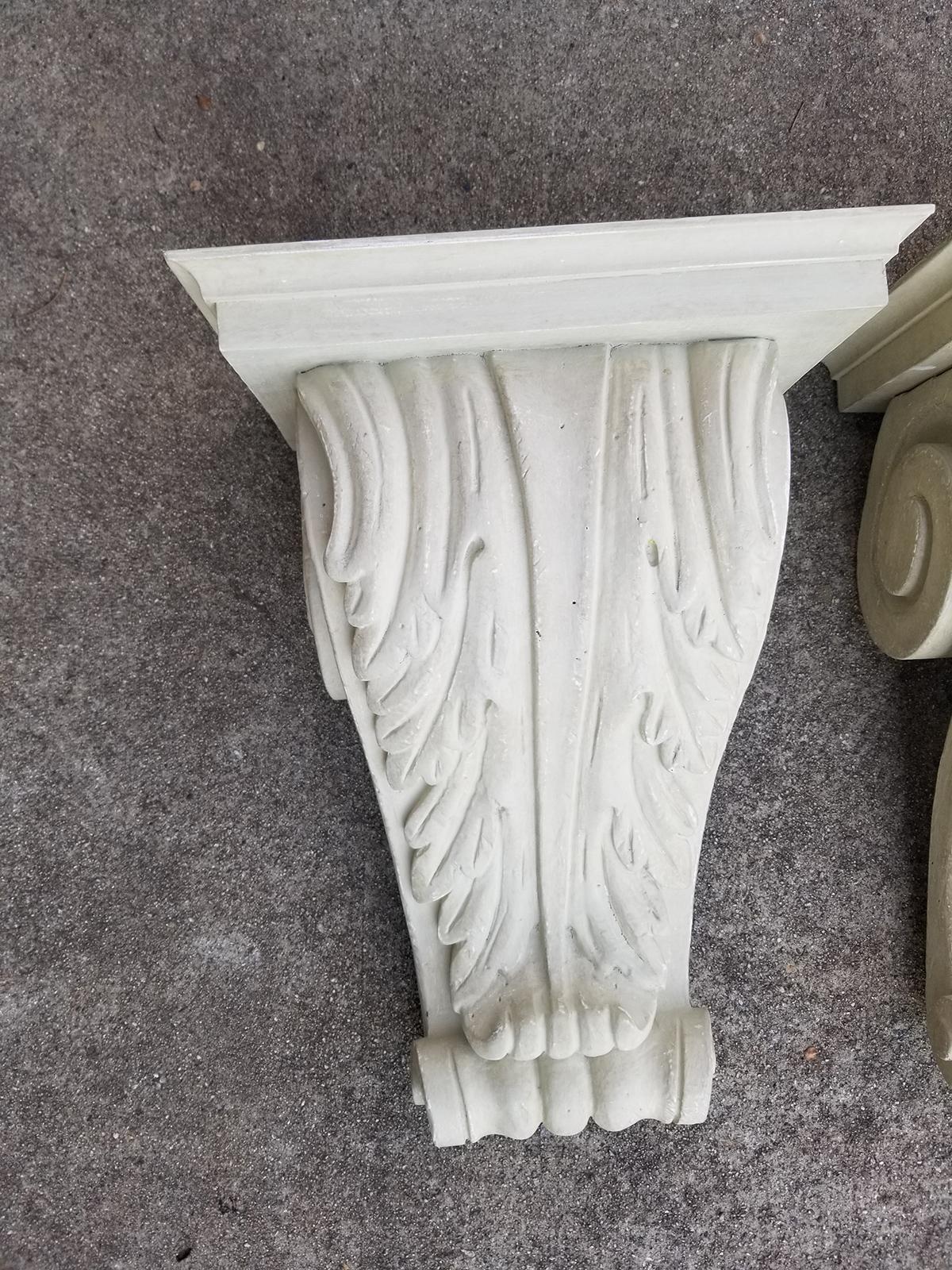 Pair of Large Carved 20th Century Wood Brackets In Good Condition In Atlanta, GA