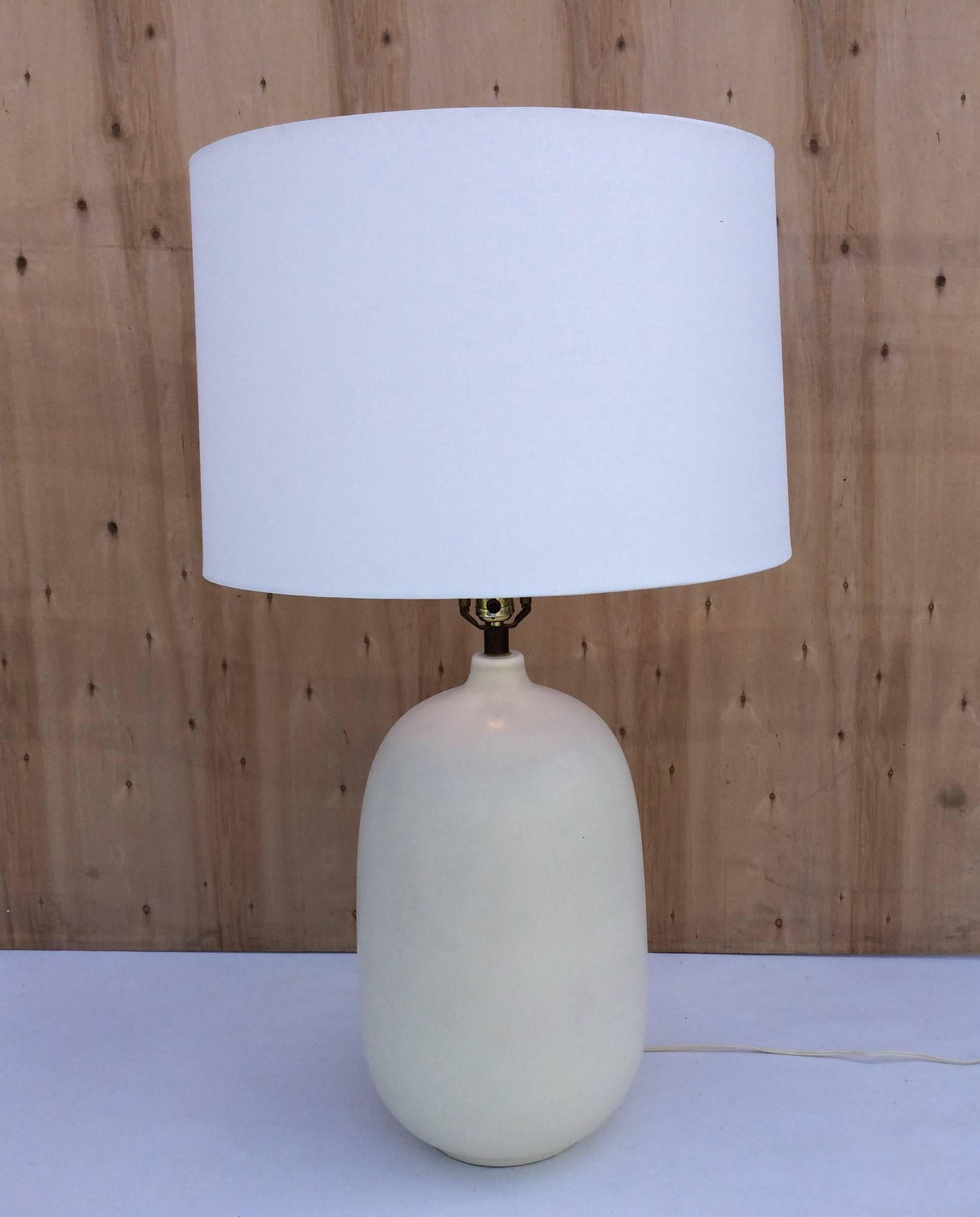 Pair of Large Ceramic Lamps by Lotte and Gunnar Bostlund 2