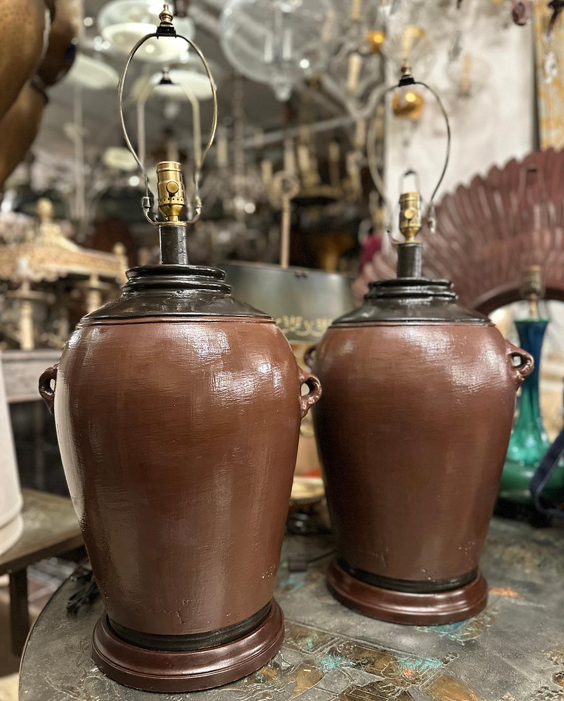 Pair of Large Ceramic Lamps In Good Condition For Sale In New York, NY