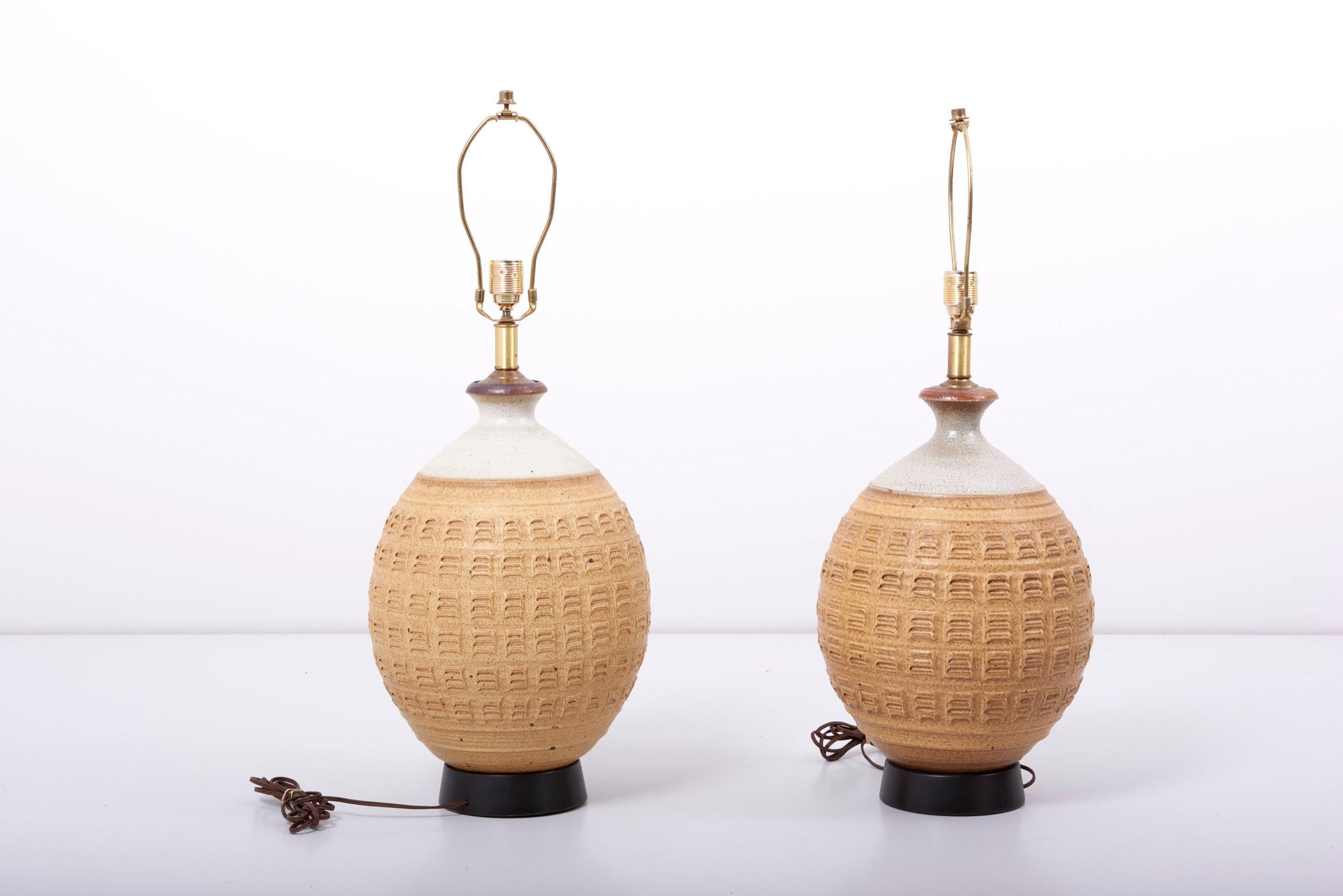 Pair of Large Ceramic Table Lamps by Bob Kinzie, USA, 1960s In Good Condition In Berlin, DE