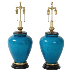 Coppia di grandi lampade blu ceruleo smaltate di Frederick Cooper Lamp Co.