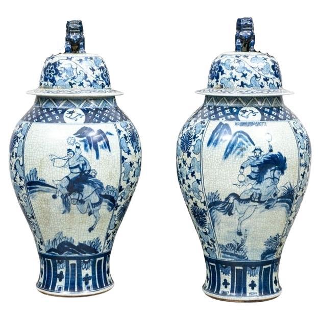 Blue and White Chinese Ginger Jars with Lid Set of 2 For Sale at 1stDibs