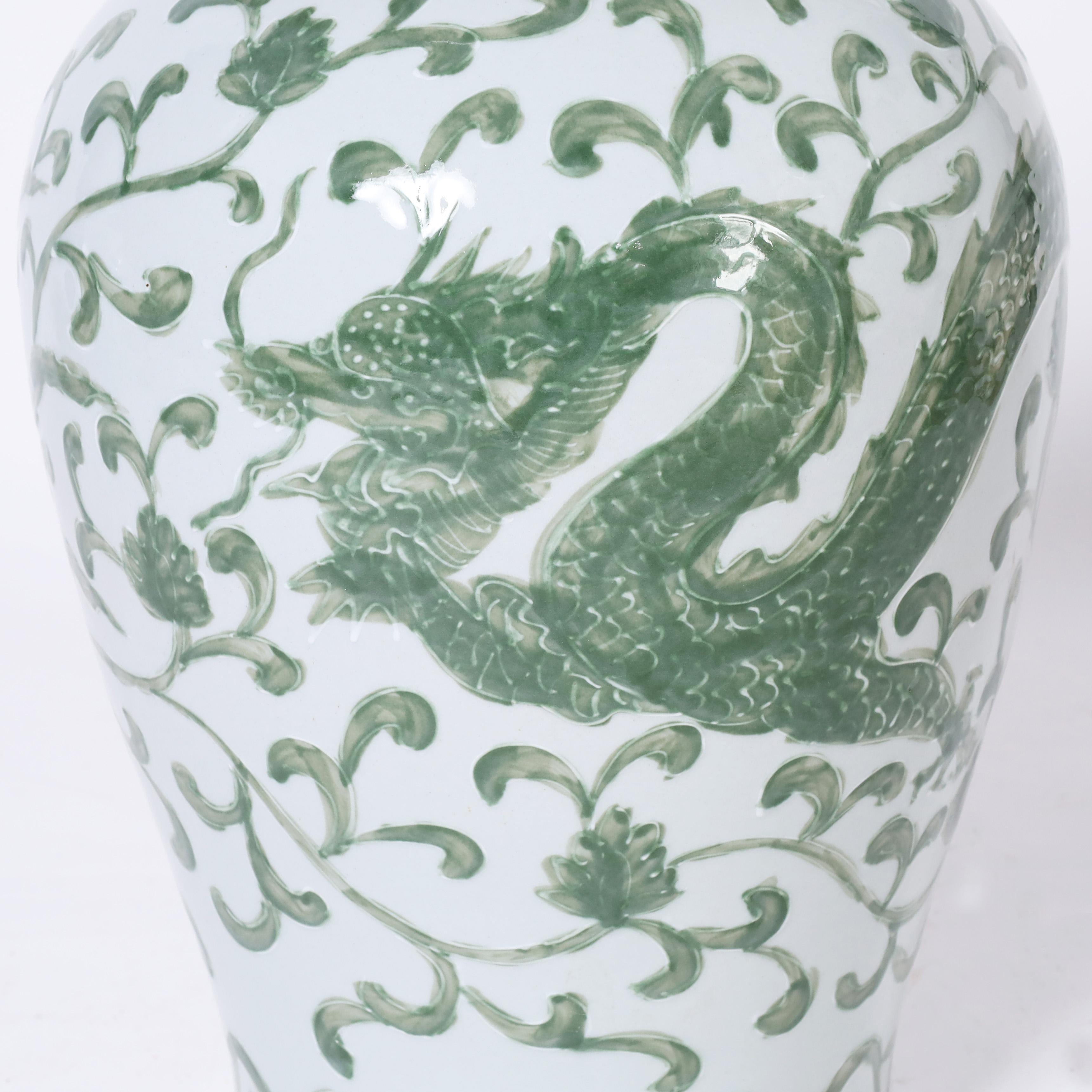 Pair of Large Chinese Export Green and White Porcelain Lidded Jars 1