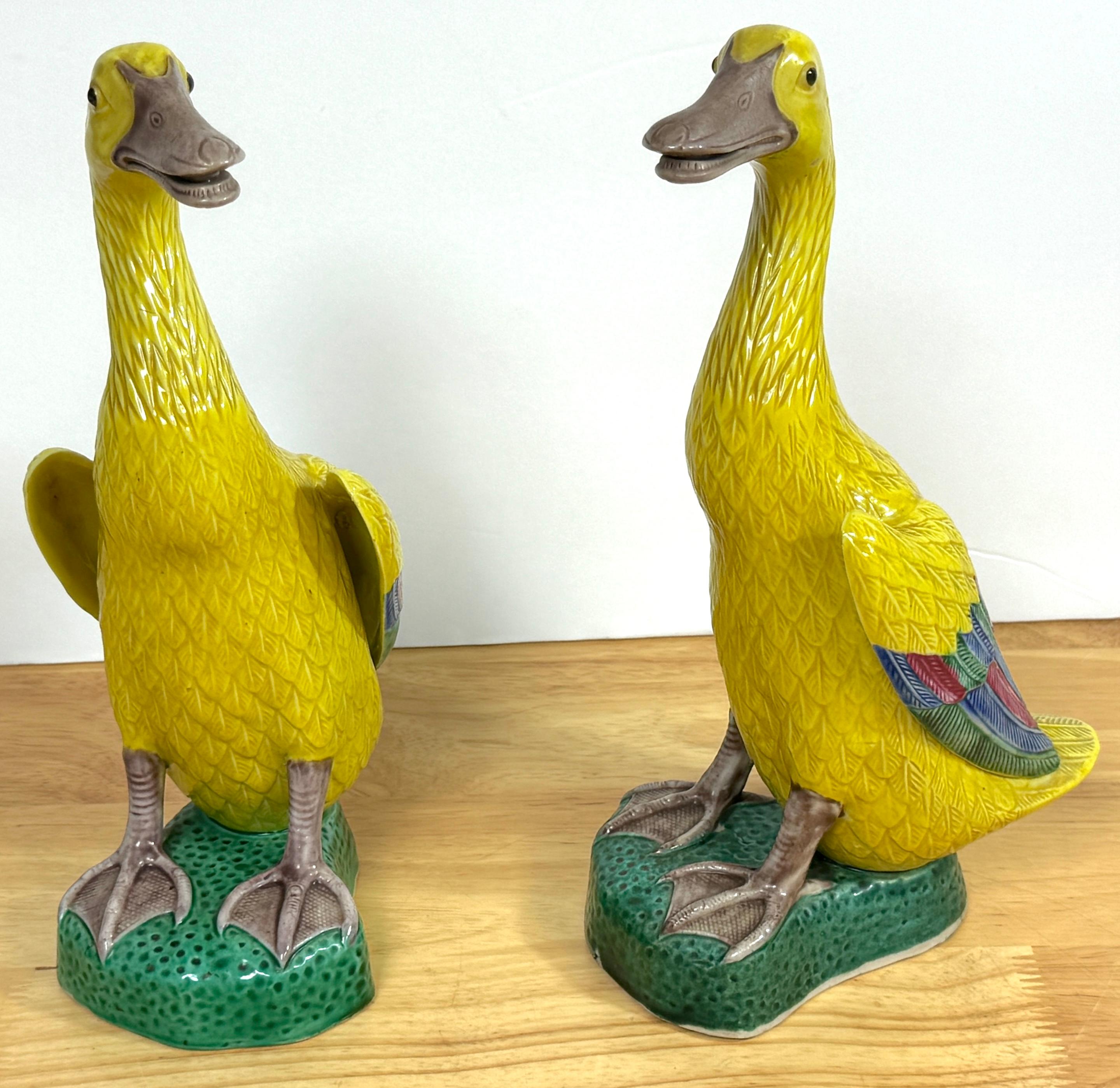 Pair of Large Chinese Export Porcelain Figures of Yellow Ducks In Good Condition In West Palm Beach, FL
