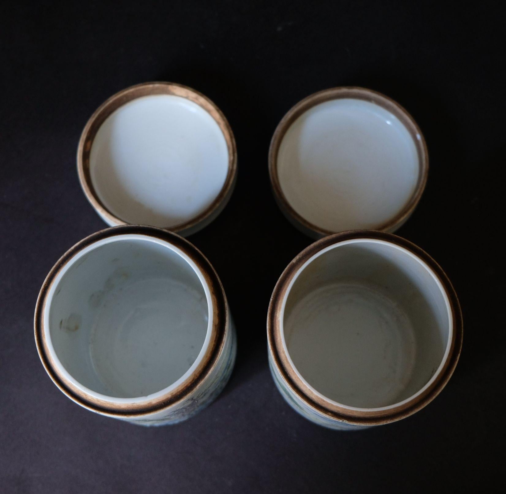 Pair of Large Chinese Landscaping Round Porcelain Boxes with Lids For Sale 2